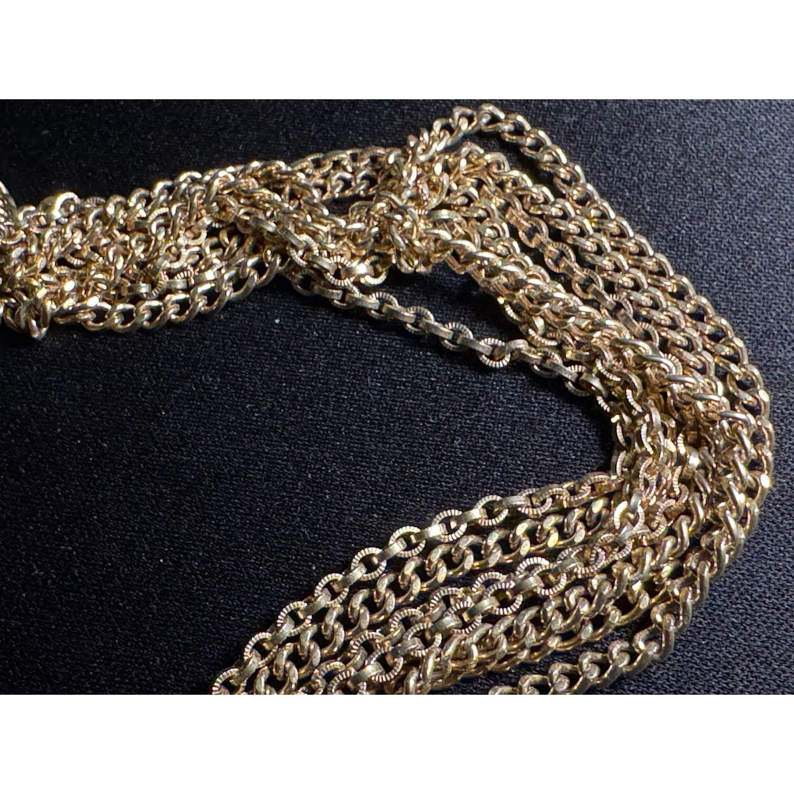 Other Vintage Crown Trifari 7 Strand Gold Tone Graduating Necklace Size ONE SIZE - 5 Thumbnail