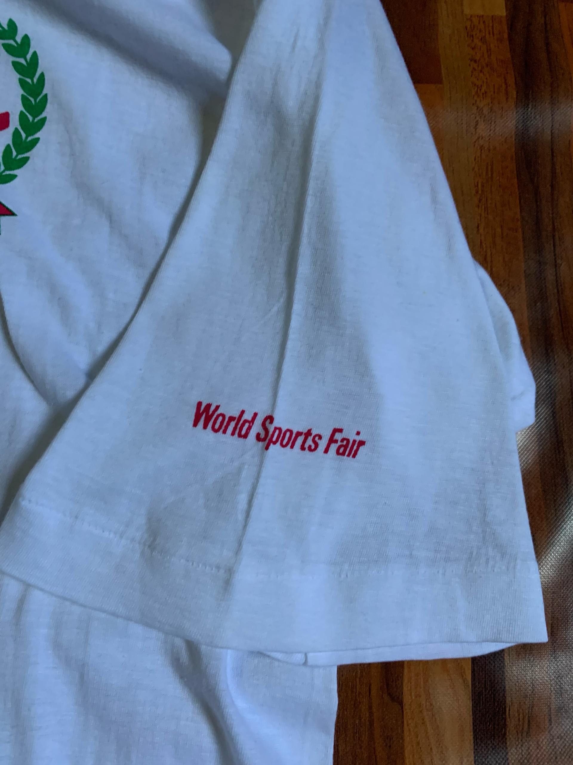 Vintage SINGLE STICH JAPAN FUJI TV F1 Grand Prix WORLD SPORT FAIR Size US L / EU 52-54 / 3 - 4 Thumbnail
