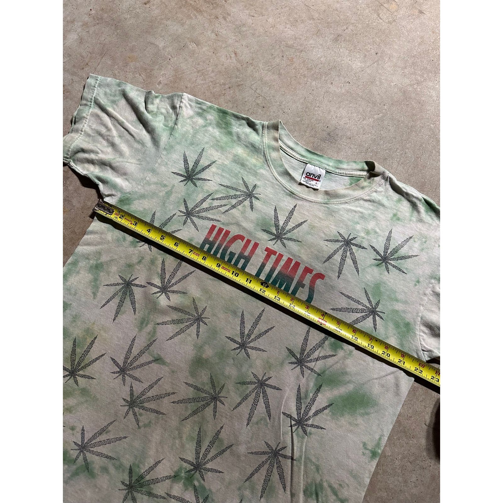 Anvil × Vintage Vintage High Times Magazine AOP 1999 T Shirt Marijuana Plant Size US L / EU 52-54 / 3 - 8 Thumbnail