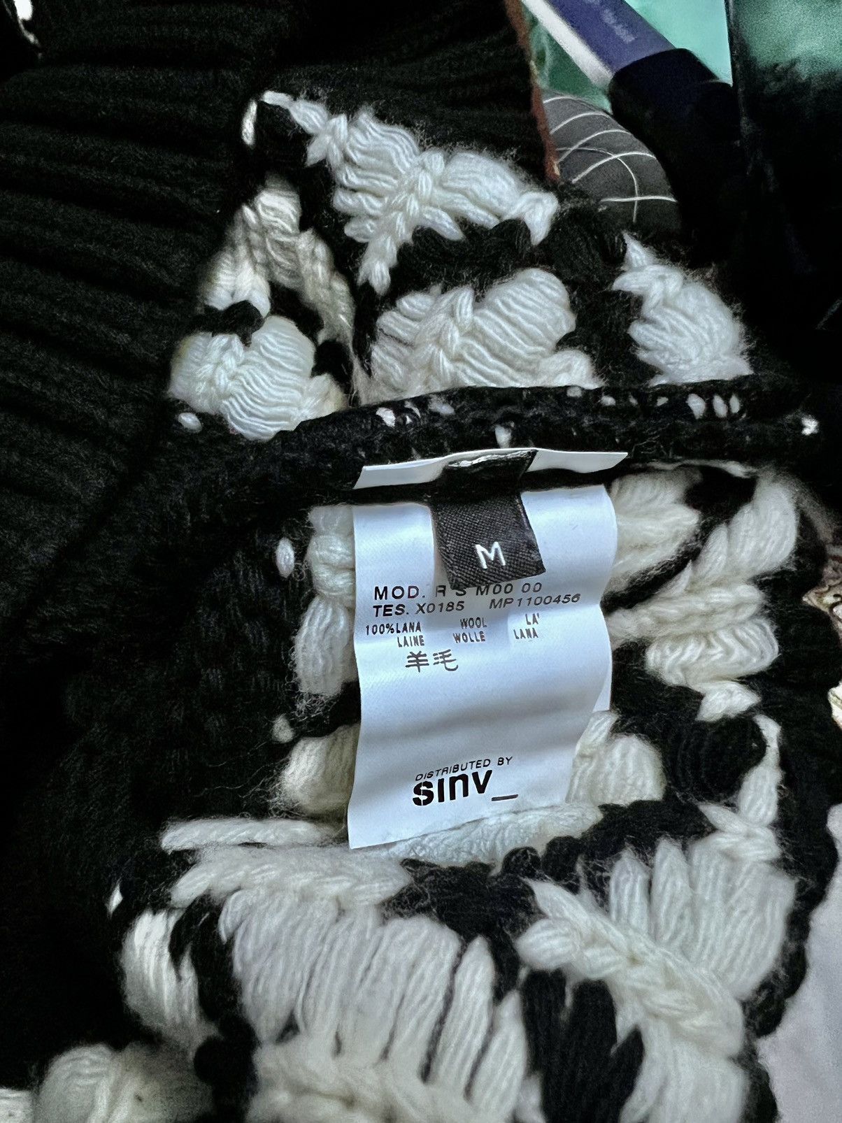 Alexander McQueen Pristine Runway knitwear by ALEXANDER McQUEEN Size US M / EU 48-50 / 2 - 20 Thumbnail