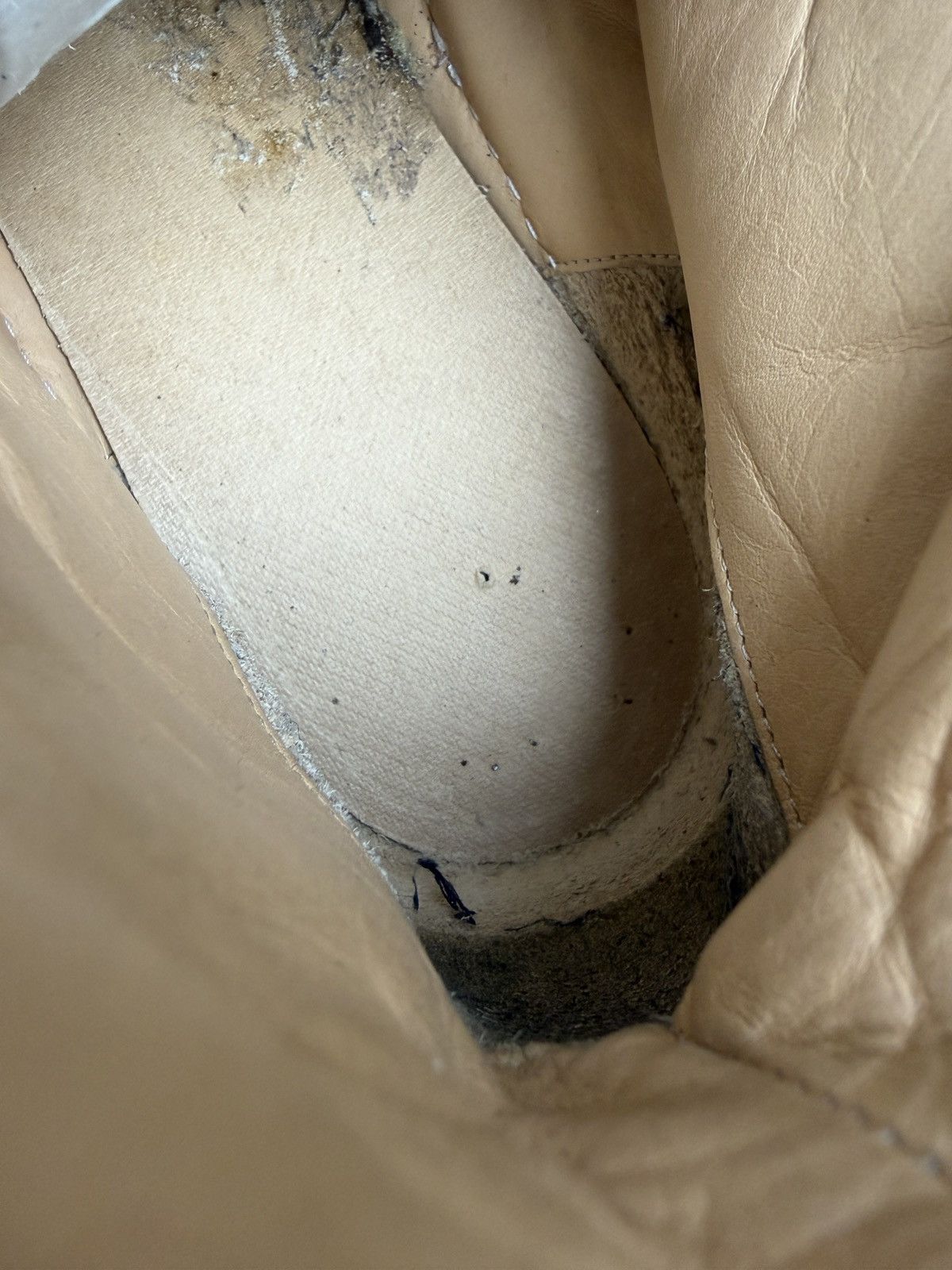 Christian Louboutin Suede nono strap flats sneaker Size US 9 / EU 42 - 17 Thumbnail