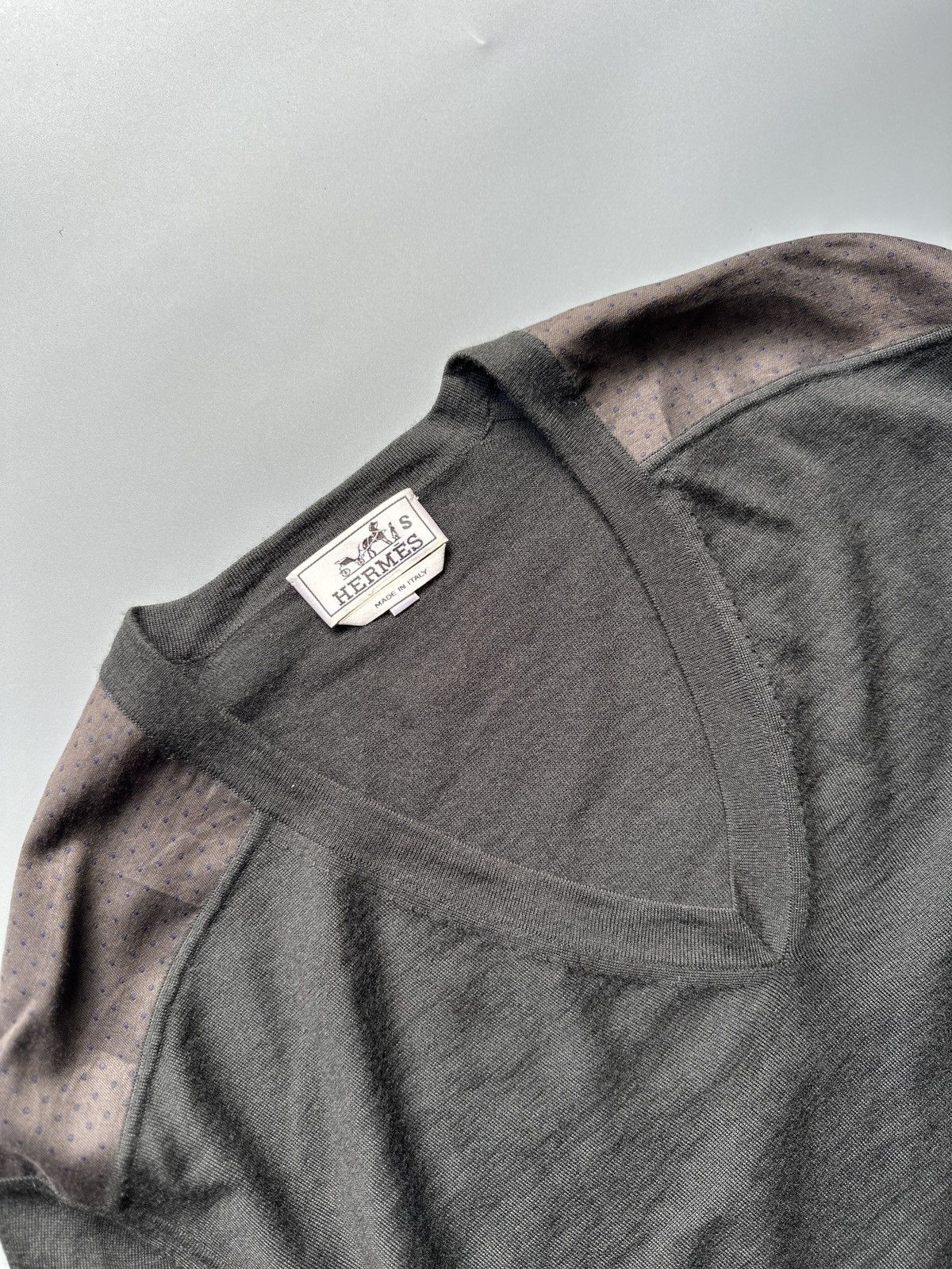 Hermes Hermes v neck sweater Size US L / EU 52-54 / 3 - 2 Thumbnail
