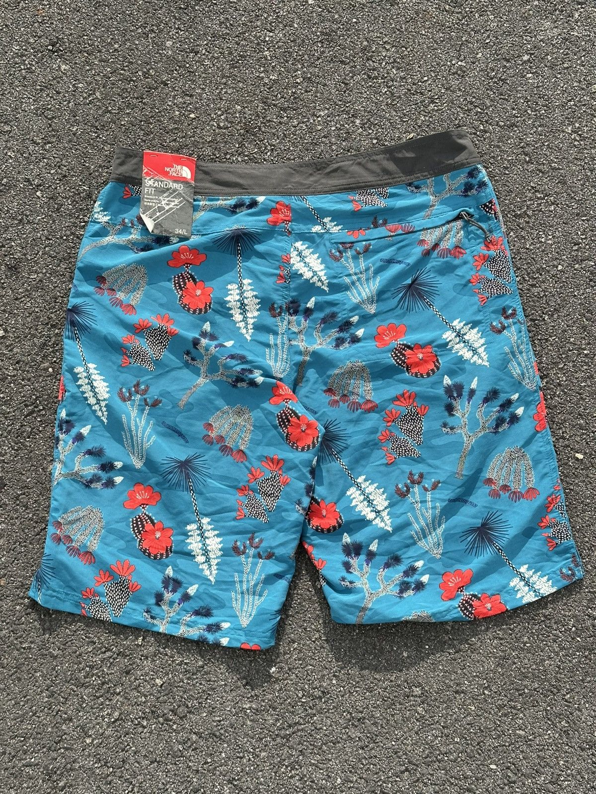 The North Face The North Face Men's Class V board shorts. Size US 34 / EU 50 - 6 Thumbnail