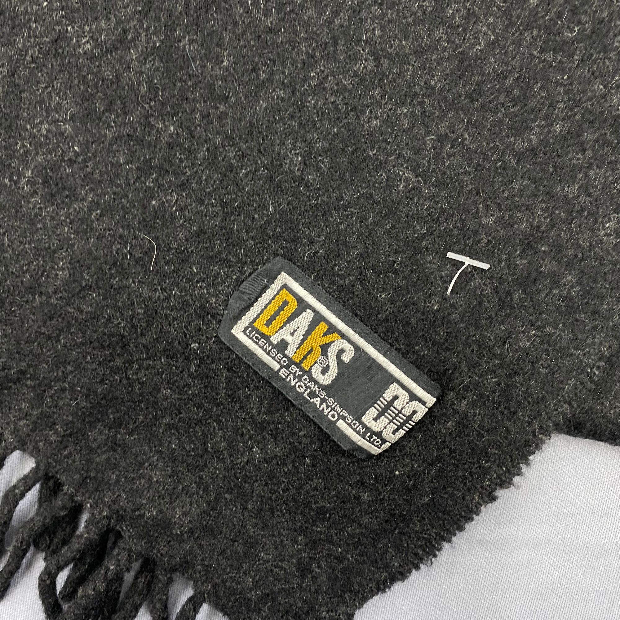 DAKS Vintage DAKS London Scarf Muffler Wool Winter Fringe Scarves Size ONE SIZE - 4 Thumbnail