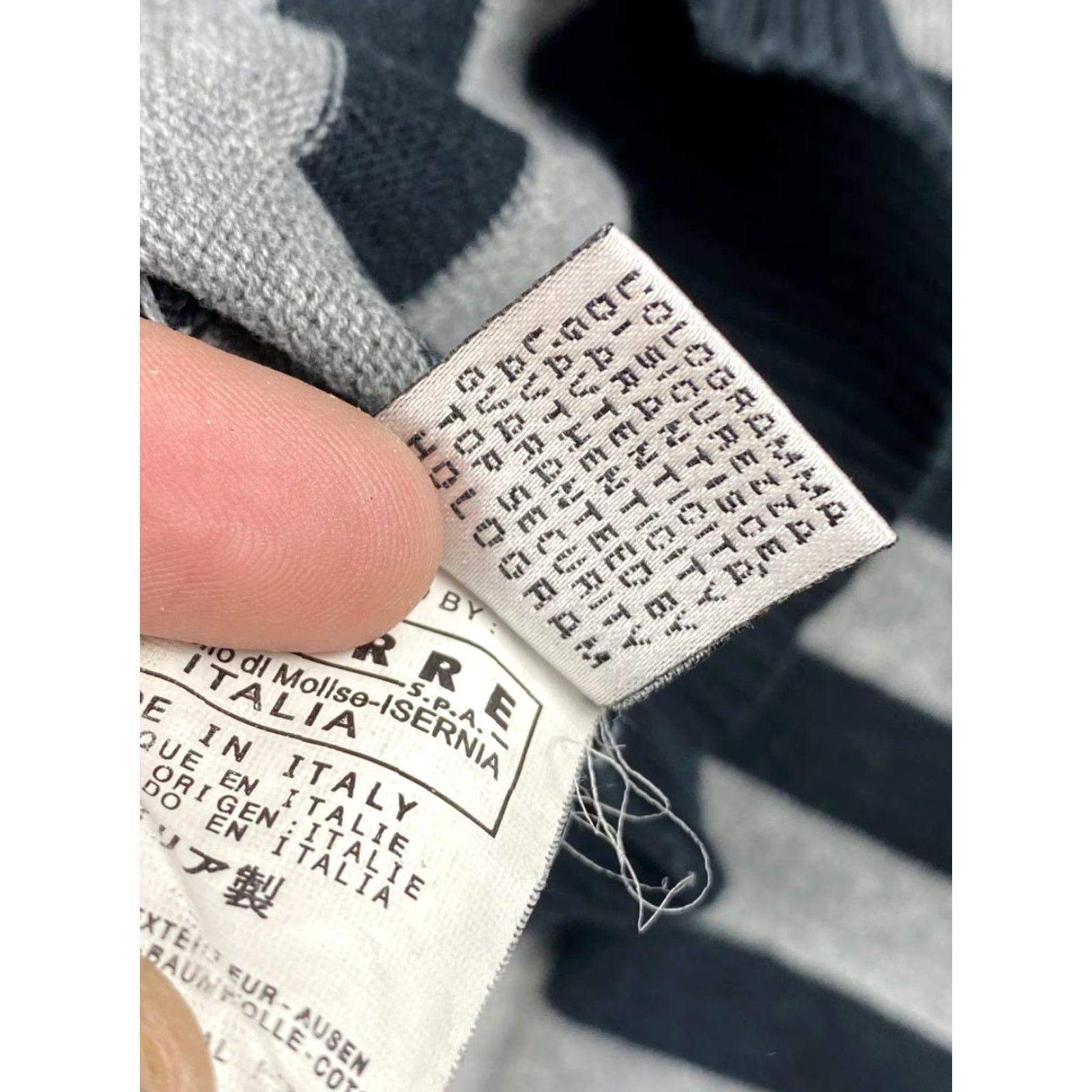 Dolce & Gabbana VINTAGE Dolce&Gabbana Sweater DG Logo V-Neck Men Size M Wool Knit Blue Gray Pullover Fall Winter Casual Mens Size US M / EU 48-50 / 2 - 7 Thumbnail