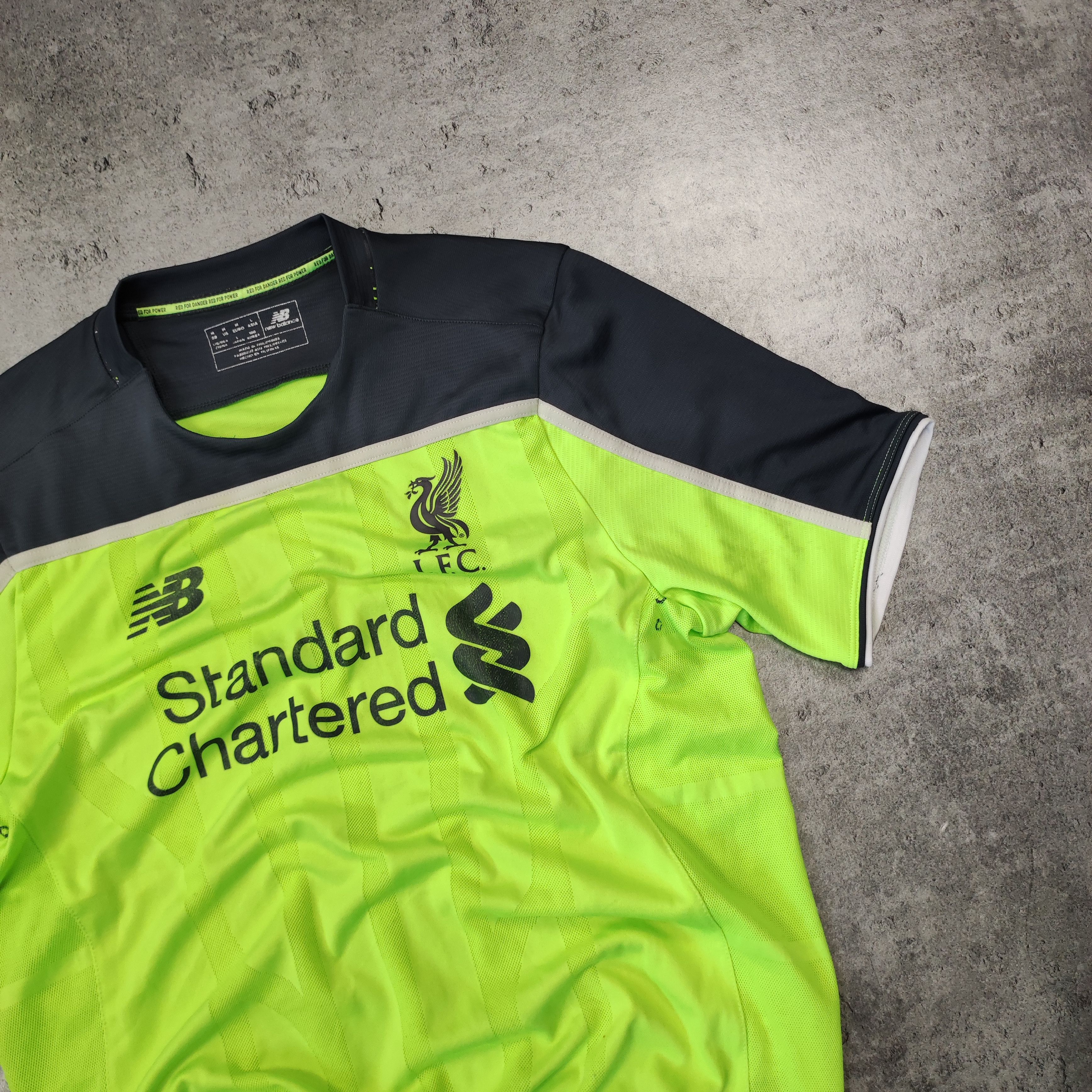 Other RARE 2016 THIRD Liverpool FC Pro Match NewBalance Kit Size US M / EU 48-50 / 2 - 3 Thumbnail