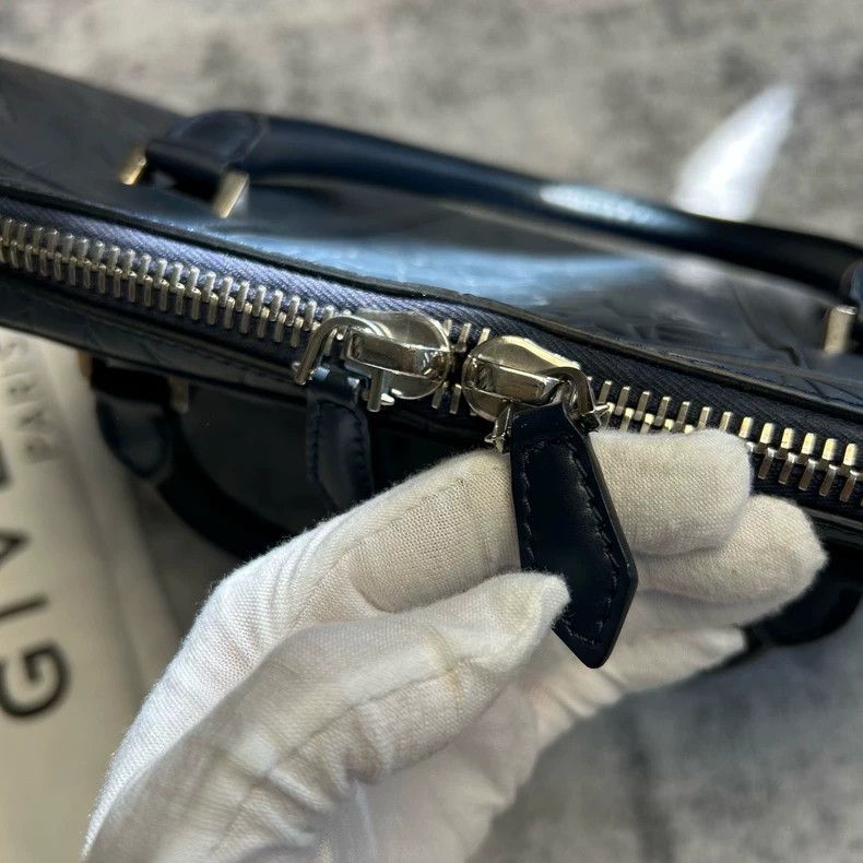 Givenchy Black Star Pattern Briefcase 2506-Nextarrow
