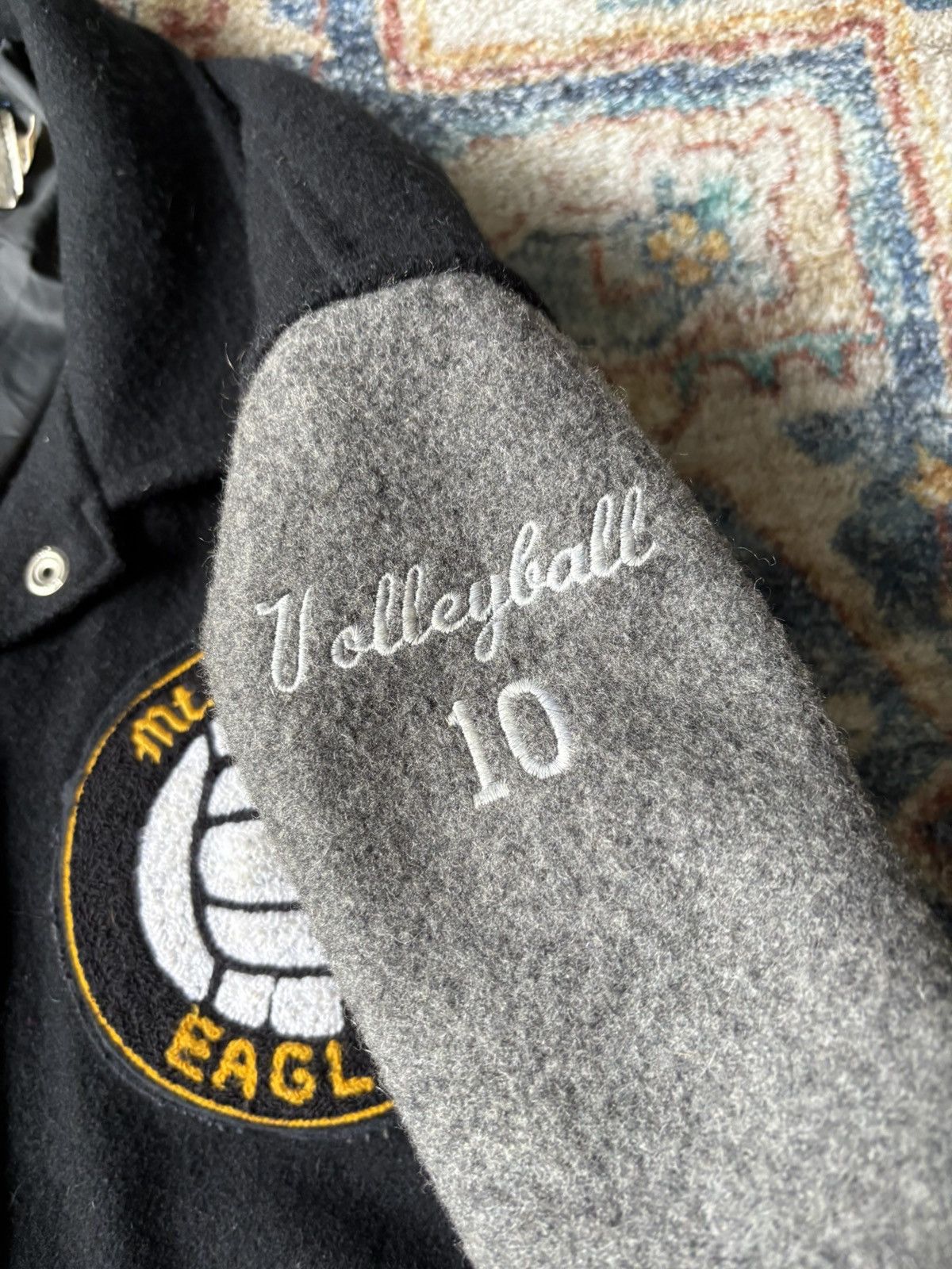 Vintage Vintage 80s Mt. Elizabeth Volleyball Varsity Jacket Size XL Size US XL / EU 56 / 4 - 6 Thumbnail