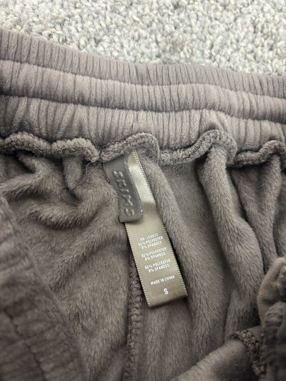 SKIMS SKIMS Velour Jogger Women’s Sz s Sienna Brown Zip Pockets Size 26" / US 2 / IT 38 - 6 Thumbnail