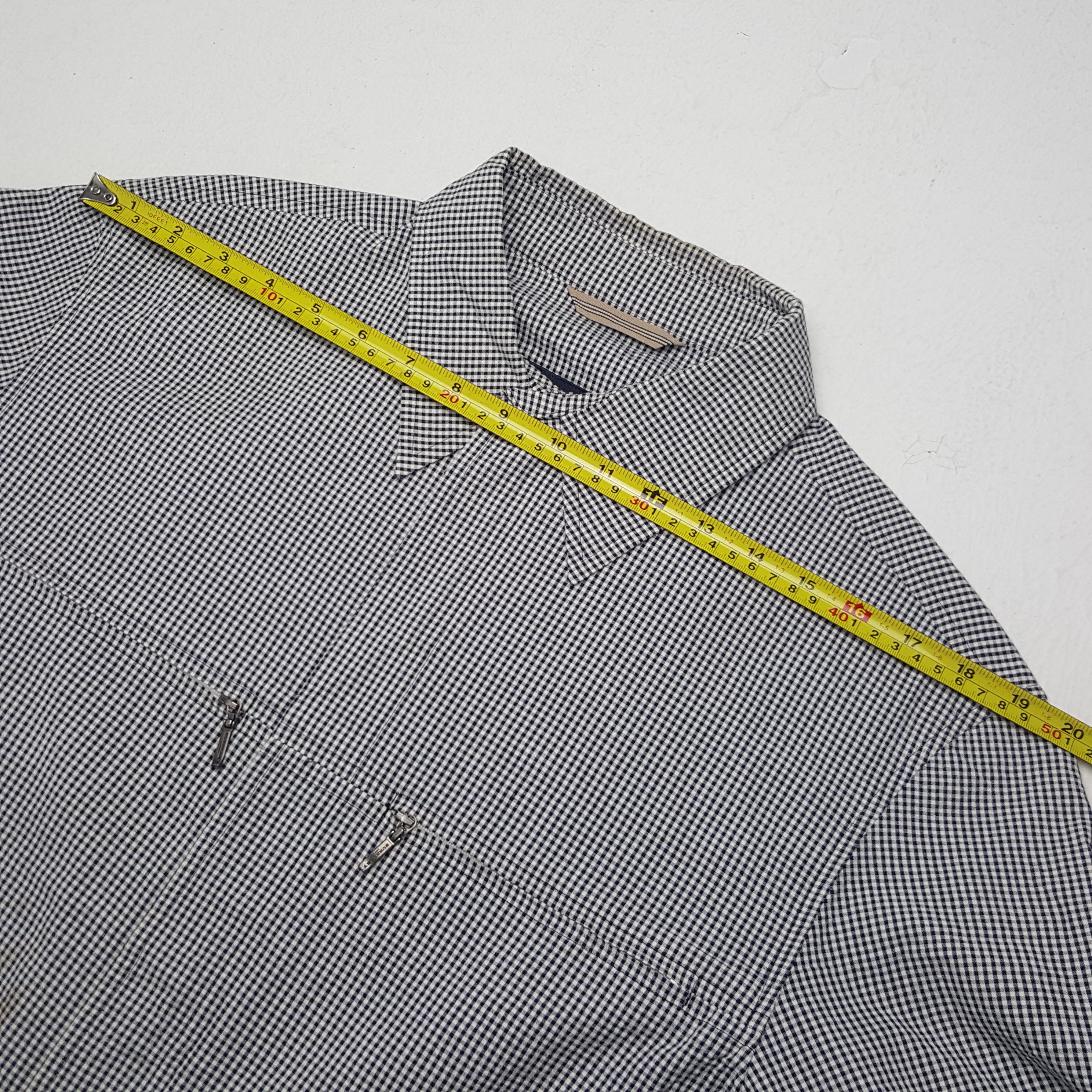 Burberry × Vintage Vintage Burberry London Custom Art Spell Out Jacket Size US L / EU 52-54 / 3 - 5 Thumbnail