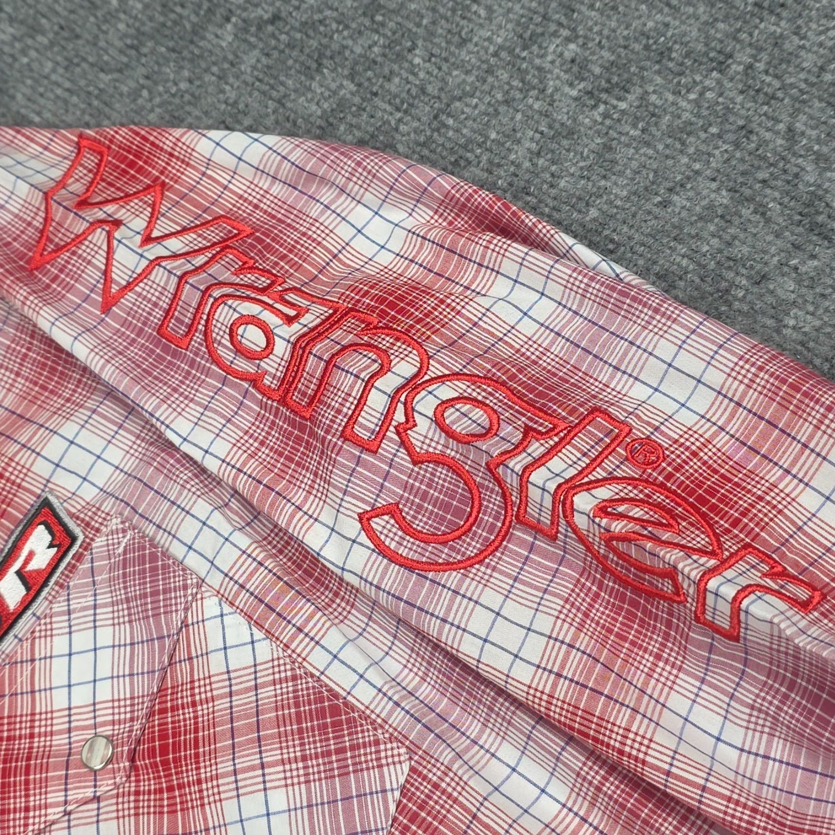 Wrangler Wrangler PBR Pearl Snap Shirt Mens Small Red White Western Rodeo Cowboy Shirt Size US S / EU 44-46 / 1 - 4 Thumbnail