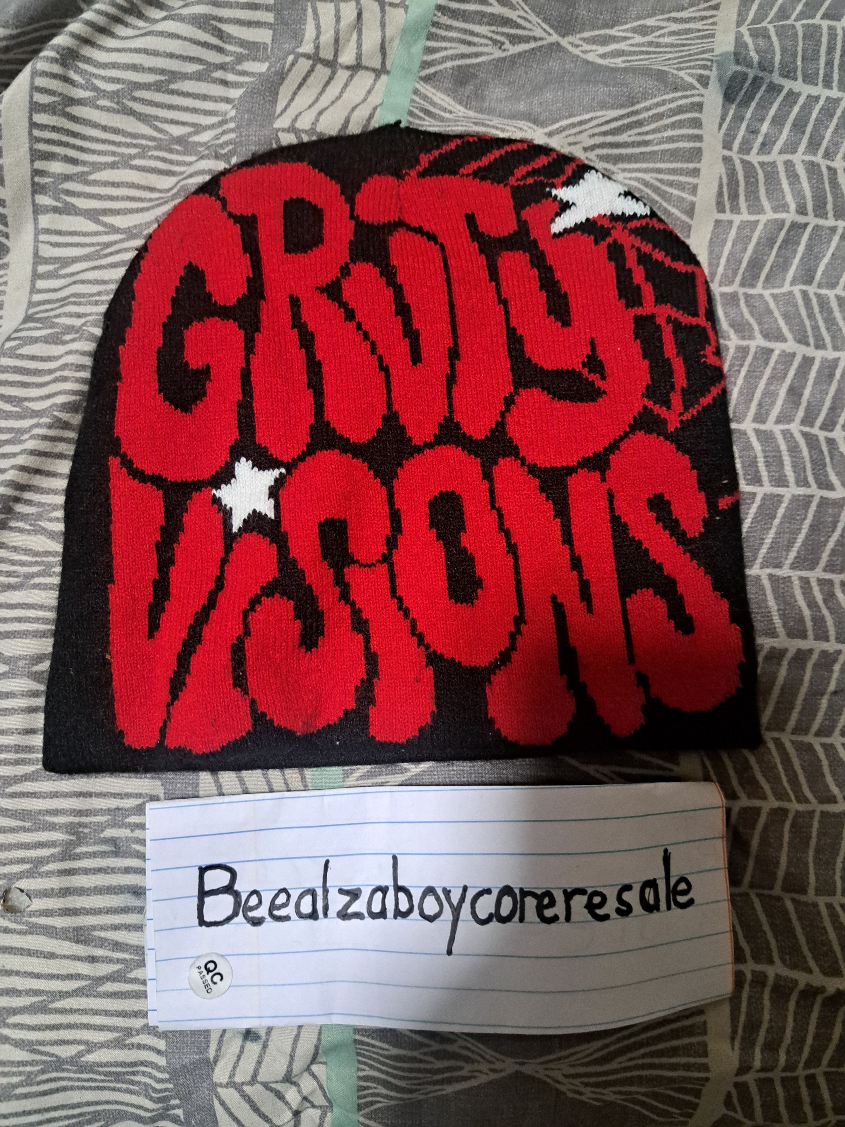 Other Y2k(wearhouse) GRVTY VISIONS beanie Size ONE SIZE - 1 Thumbnail