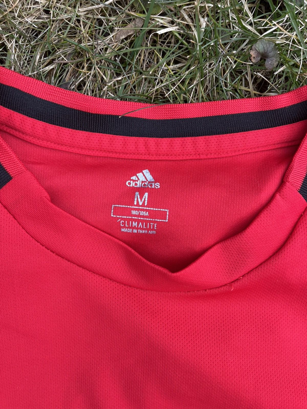 Japanese Brand MLS Man U Jersey Size US M / EU 48-50 / 2 - 3 Thumbnail