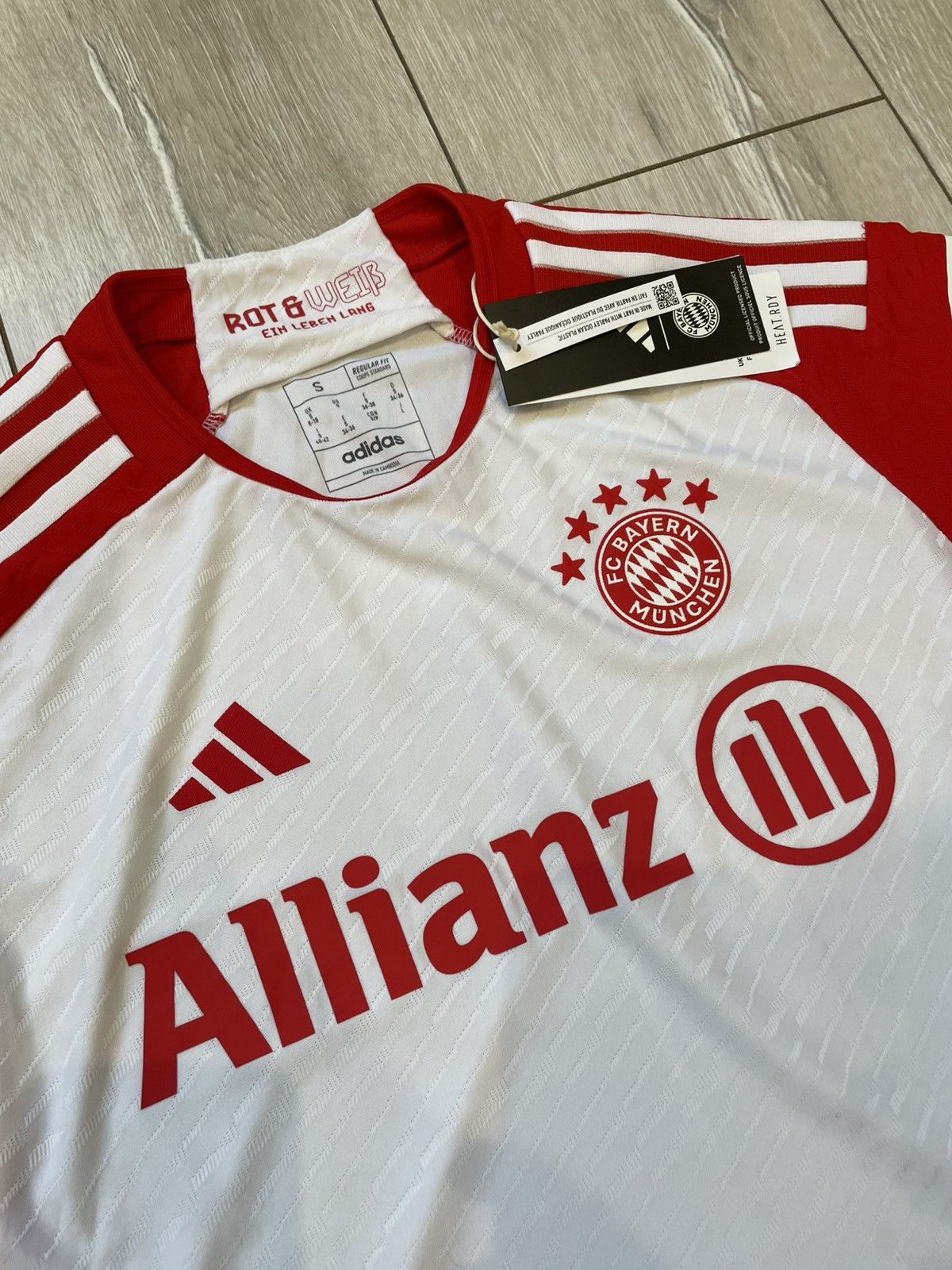 Adidas Adidas Bayern Munich 23/24 Player Version Womans Home Jersey Size S / US 4 / IT 40 - 3 Thumbnail