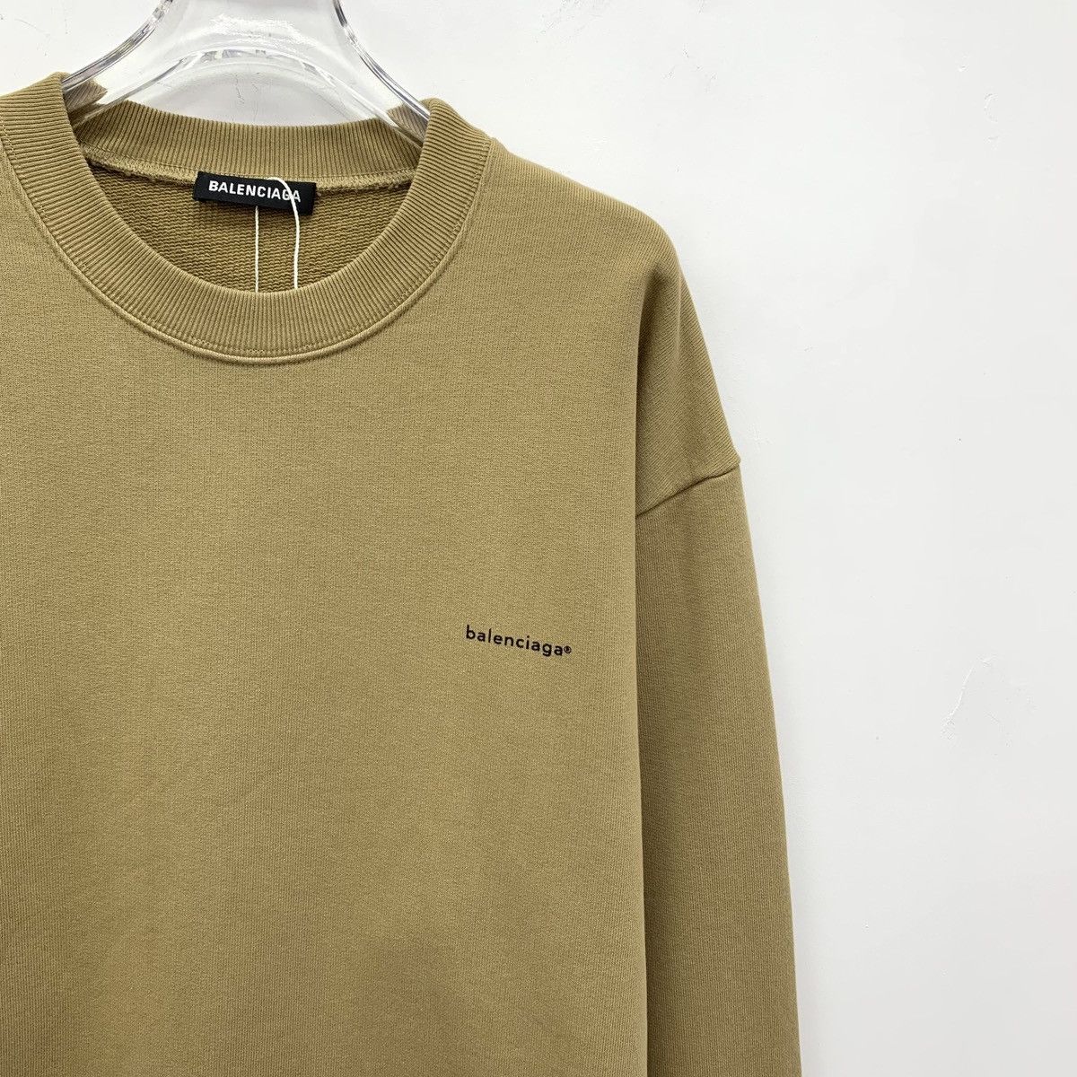 Balenciaga Balenciaga Brown Logo Embroidered Crew Neck Sweatshirt K26WX Size US M / EU 48-50 / 2 - 3 Thumbnail