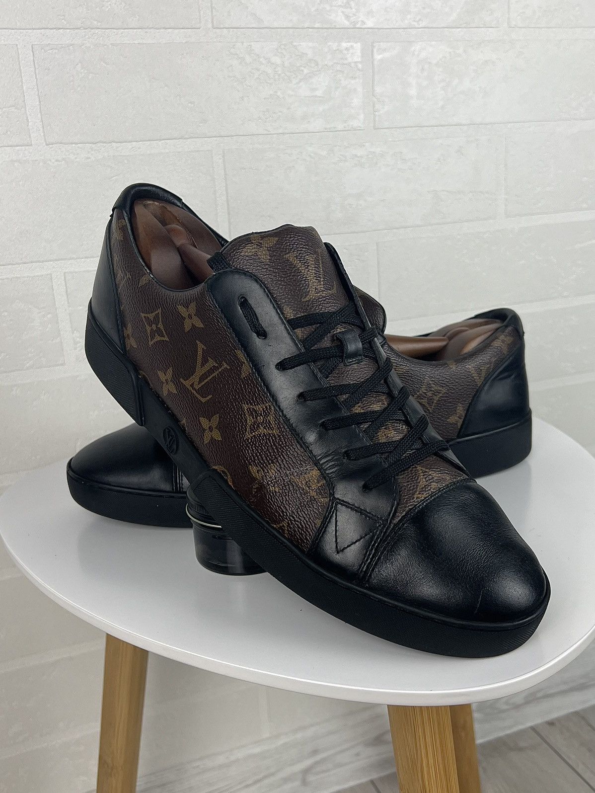Louis Vuitton LOUIS VUITTON Sneakers Leather LV Monogram Canvas Logo Men’s Size US 11 / EU 44 - 2 Thumbnail