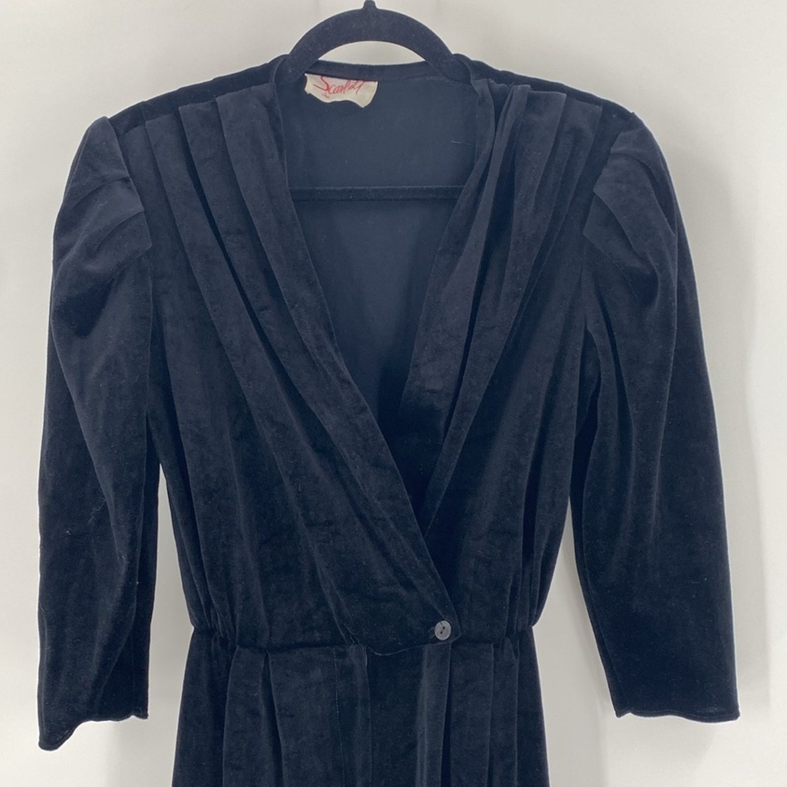 Vintage Vintage Scarlet black velvet pockets jumpsuit Holiday sz S Size 26" / US 2 / IT 38 - 2 Thumbnail