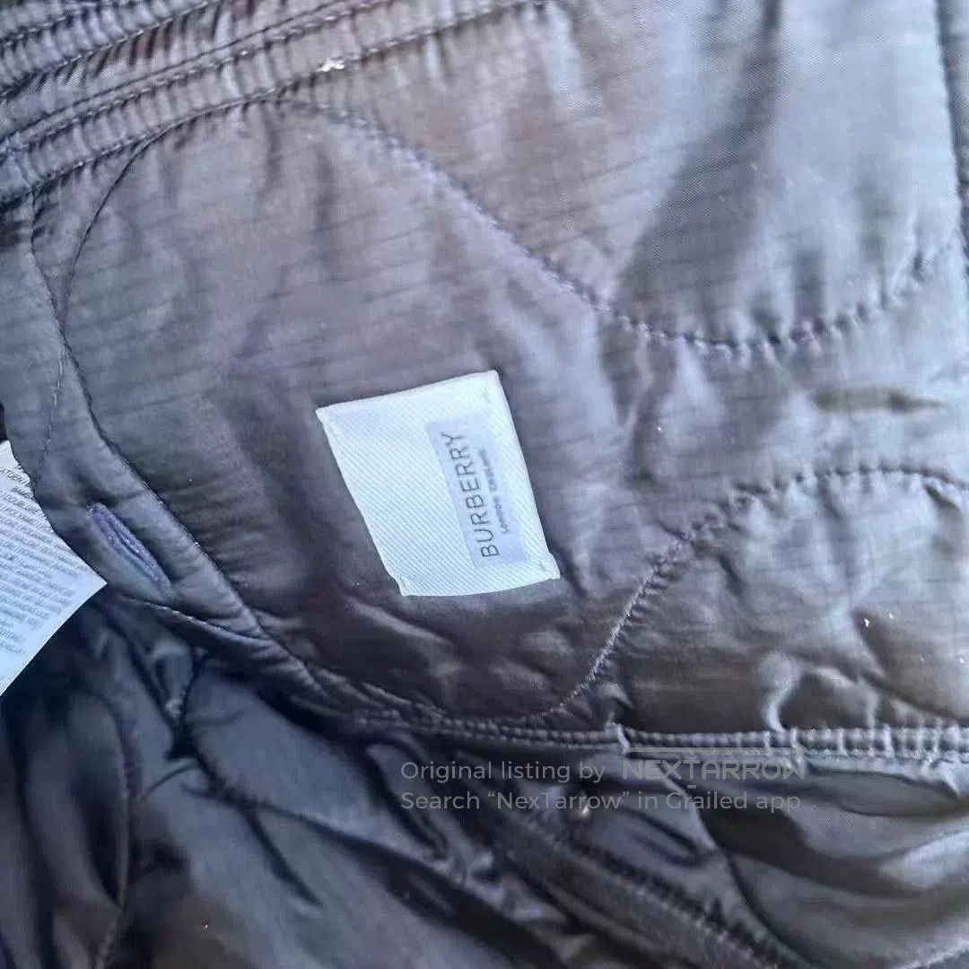 Burberry Burberry Slogan Panel Down Jacket. Size US M / EU 48-50 / 2 - 5 Thumbnail
