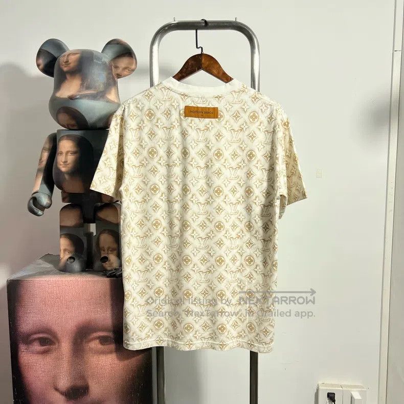 Louis Vuitton Louis Vuitton Milk tea full print short sleeve Size US M / EU 48-50 / 2 - 2 Thumbnail