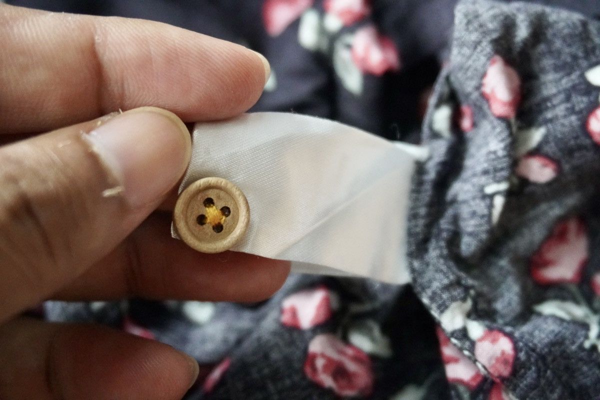 Stussy Stussy button up rayon red roses full printed rare piece Size US L / EU 52-54 / 3 - 11 Thumbnail
