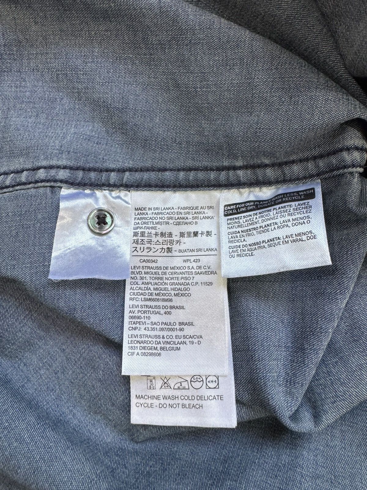 Levi's Vintage Levis Jeans Shirt Size US XL / EU 56 / 4 - 11 Thumbnail