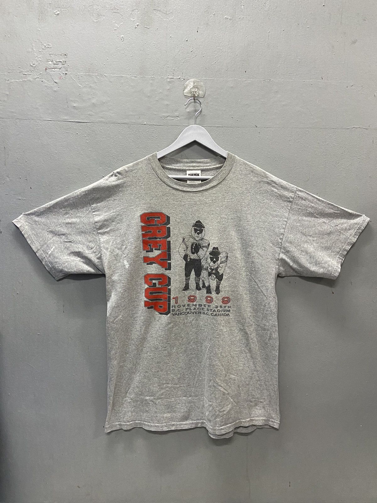 Vintage VINTAGE CANADIAN FOOTBALL 1999 GREY CUP LEAGUE TEE Size US XL / EU 56 / 4 - 1 Thumbnail
