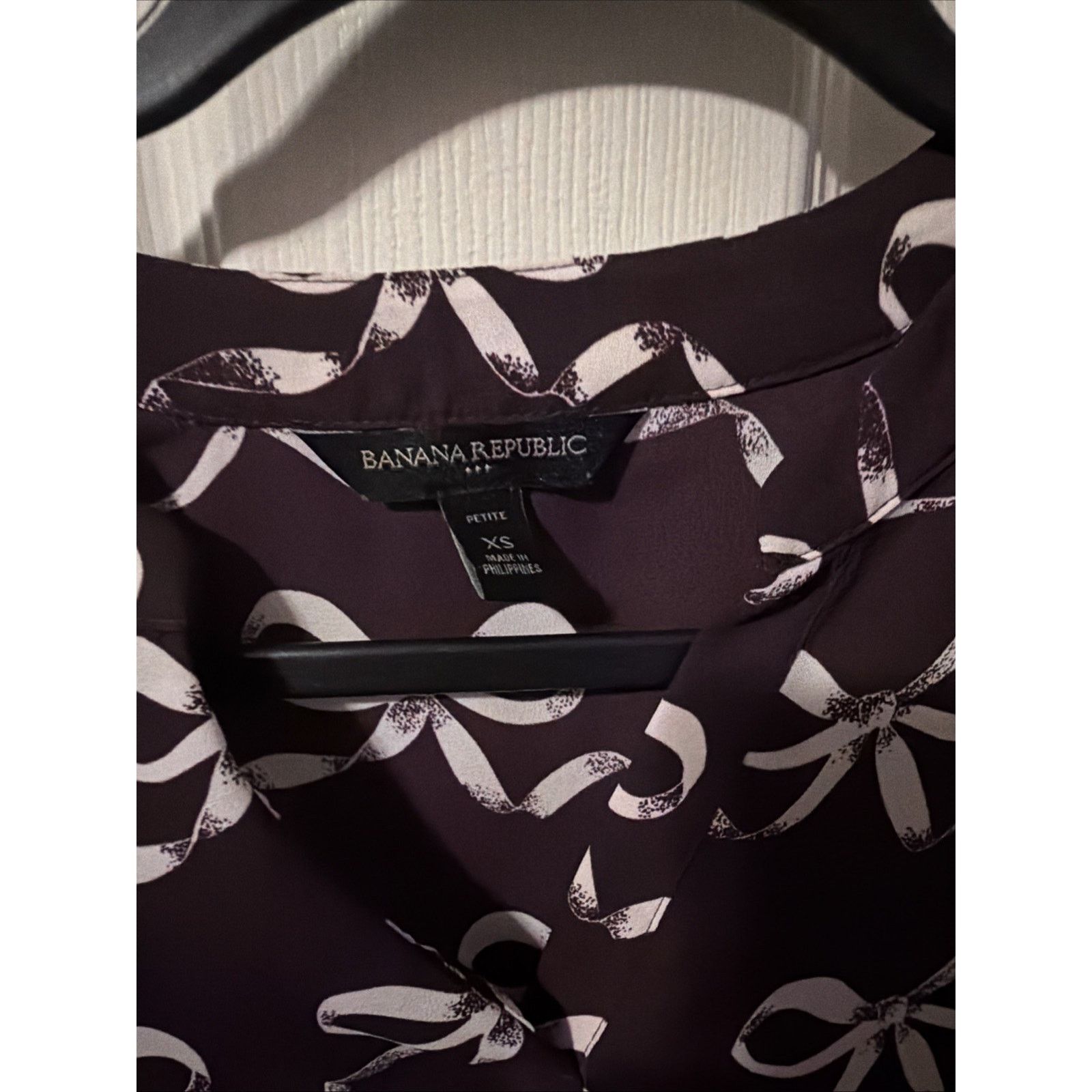 Banana Republic Banana Republic Women's Long Sleeve Blouse Maroon XS Size XS / US 0-2 / IT 36-38 - 2 Thumbnail