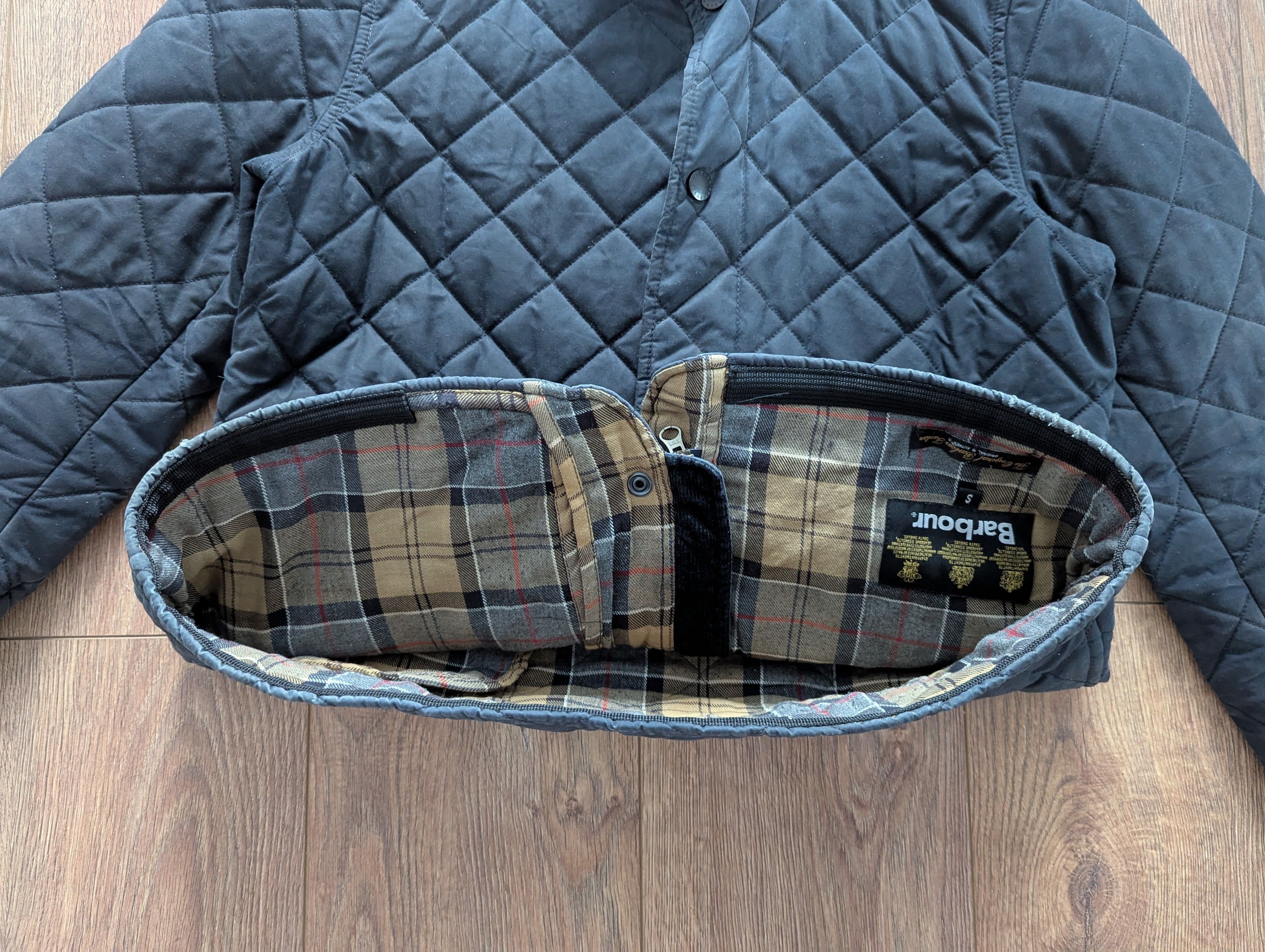 Barbour Barbour Wax Chelsea Sportsquilt Jacket Size S Waxed Cotton Size US S / EU 44-46 / 1 - 10 Thumbnail