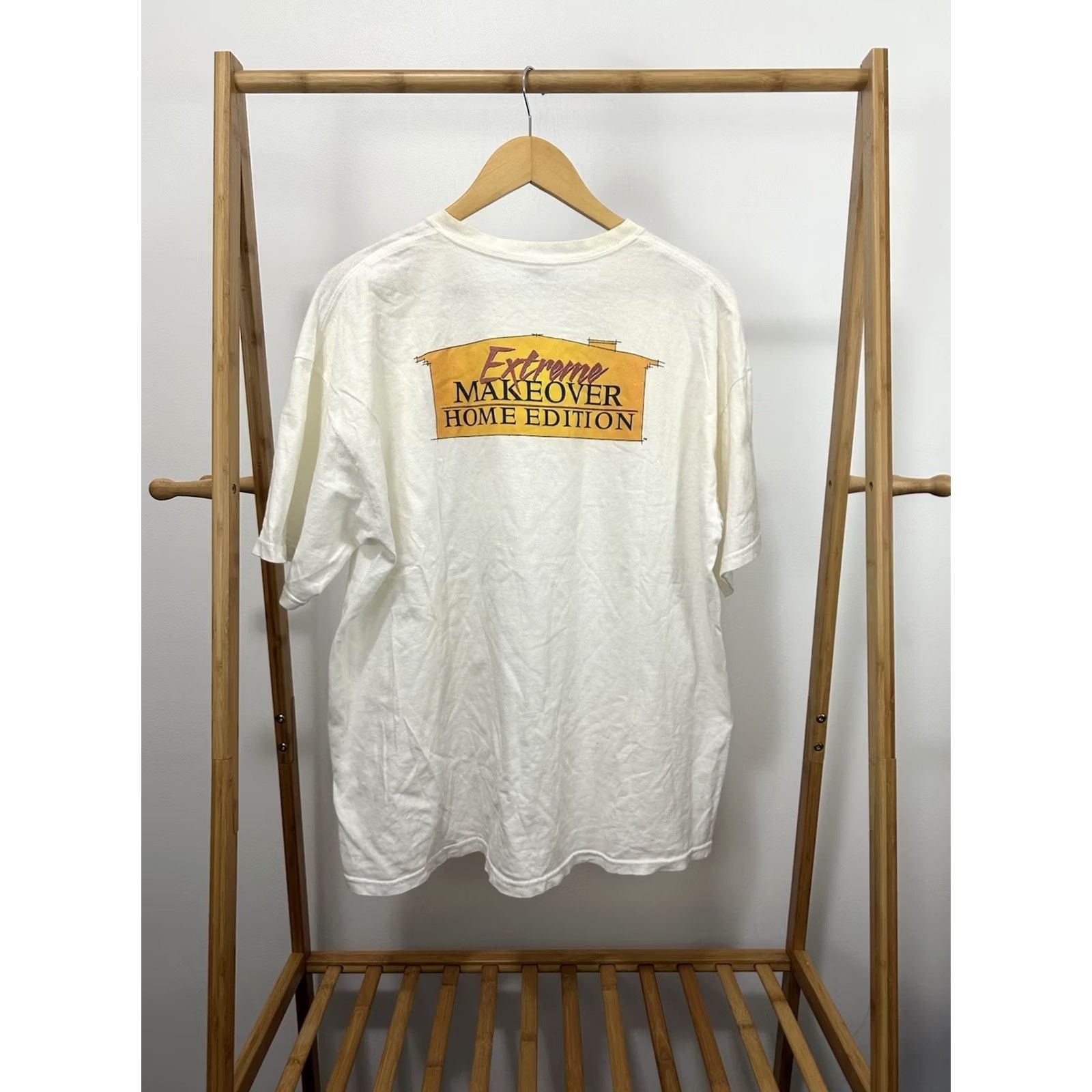 Gildan VTG Extreme Makeover Home Edition T-Shirt XL White Men Short Sleeve Gildan Size US XL / EU 56 / 4 - 2 Thumbnail