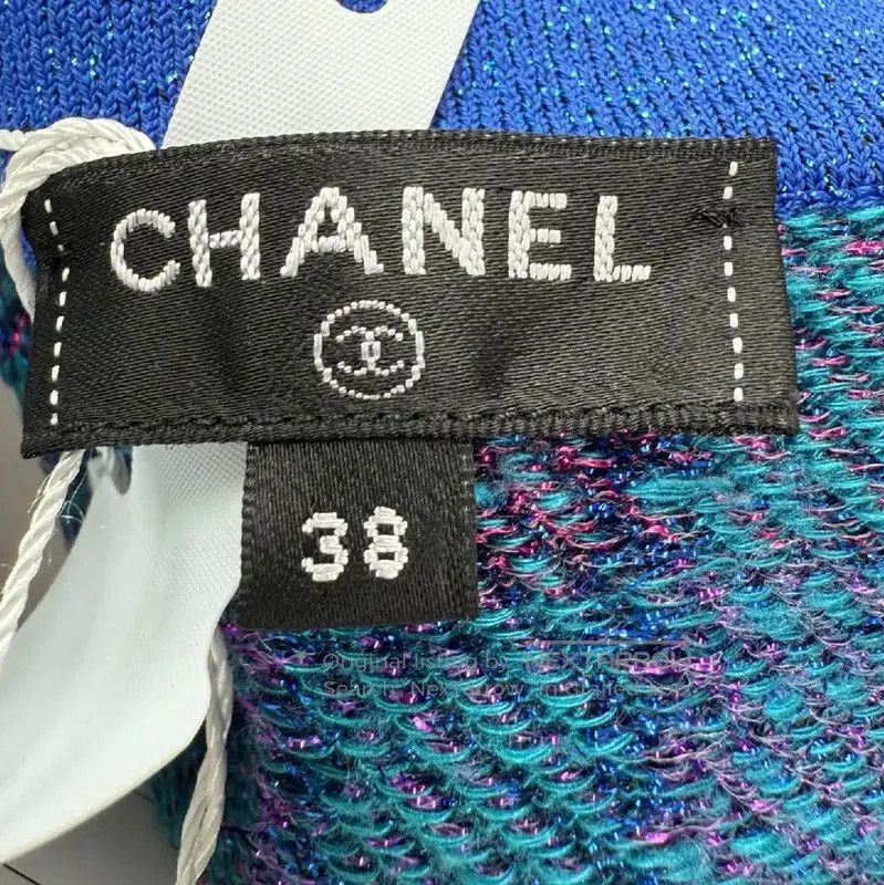 Chanel Chanel Blue Silk Pullover Sweater . Size M / US 6-8 / IT 42-44 - 3 Thumbnail