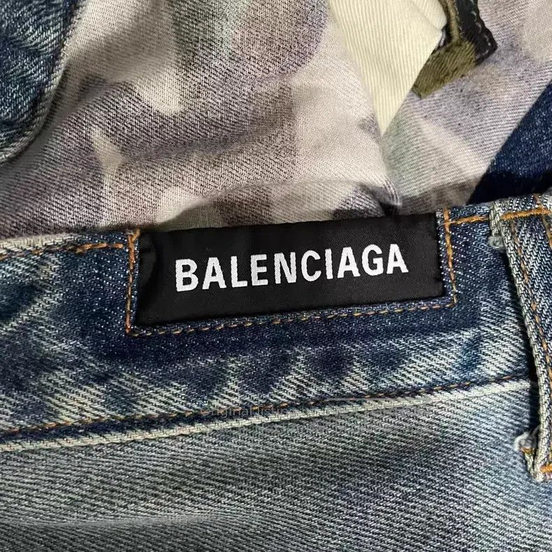 Balenciaga Balenciaga size S Double Layer Camouflage King of the Worl Size US 27 - 3 Thumbnail