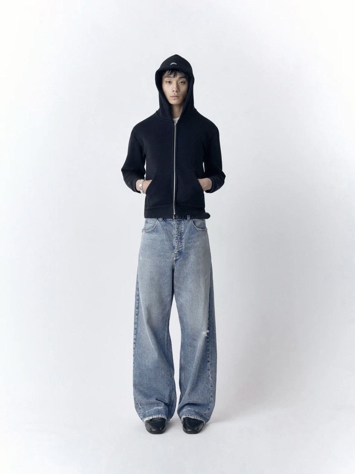 Vuja De Steve Distressed Selvedge Jeans