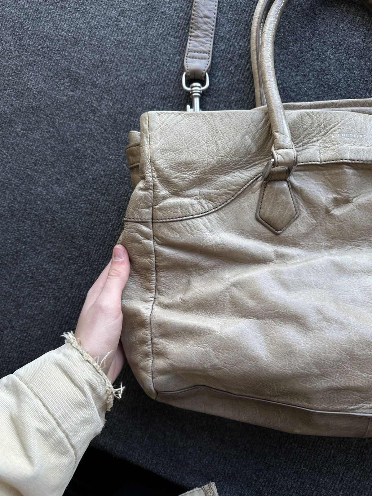 LIEBESKIND BERLIN 🚨Y2K AVANT-GARDE 🚨 BEIGE Germany style hand bag Y2K 90s Size ONE SIZE - 2 Thumbnail