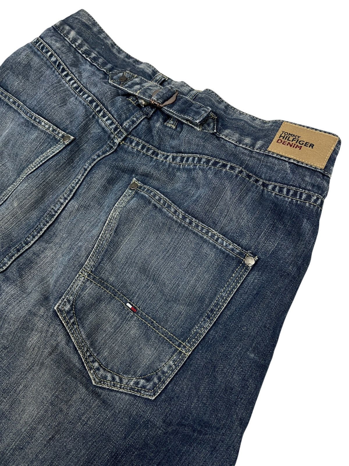 Tommy Hilfiger × Vintage Vintage y2k Tommy Hilfiger Deconstructed Denim Skirt Size 34" / US 12 / IT 48 - 7 Thumbnail