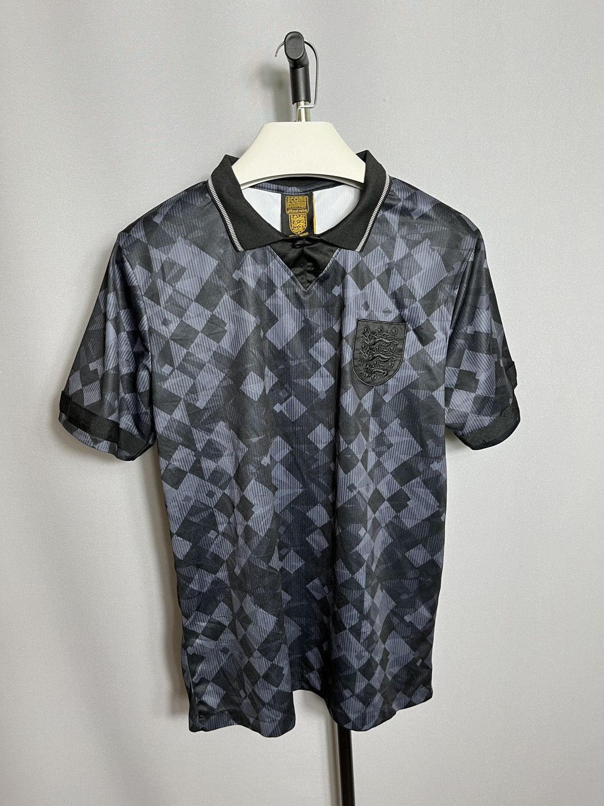 Other England 1990 Score Draw Retro Black-Out Shirt Jersey Size US L / EU 52-54 / 3 - 1 Thumbnail