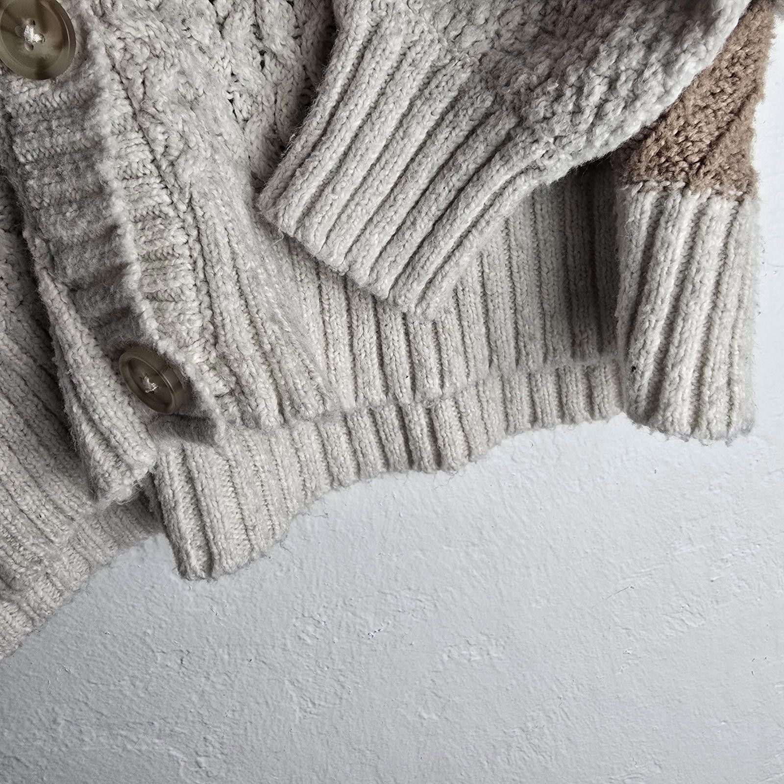 American Eagle Outfitters American Eagle Beige Cropped Patchwork Cardigan Sweater XS Size XS / US 0-2 / IT 36-38 - 6 Thumbnail