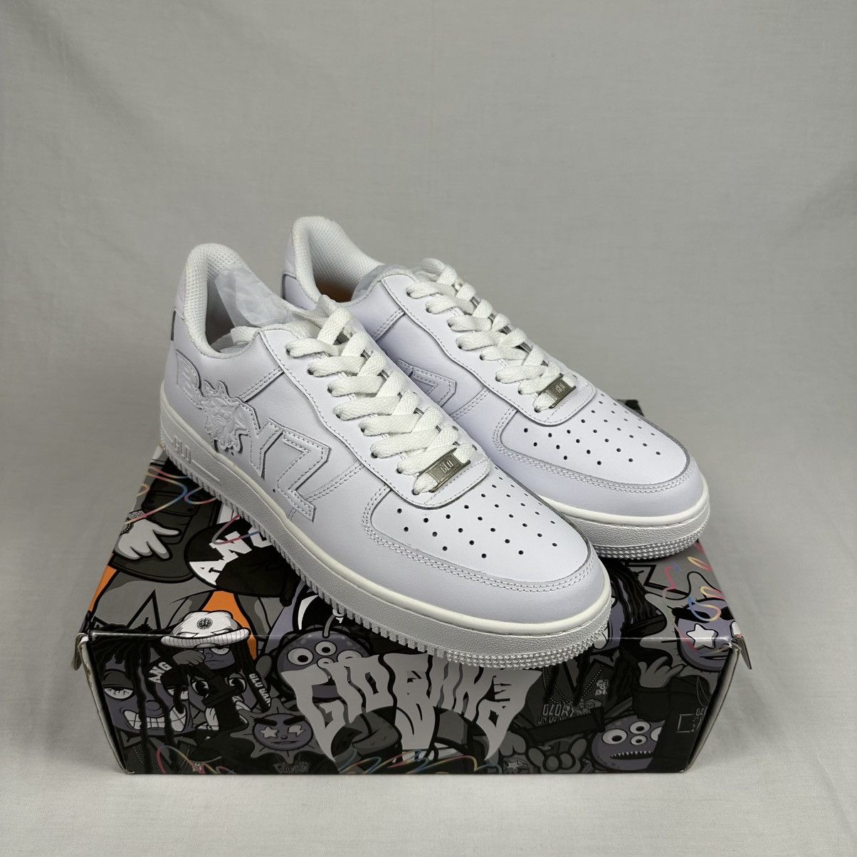 お歳暮 2025 Glo on White 1's Glory Gang Glo Boyz Glory Streetwear × Gang トップス