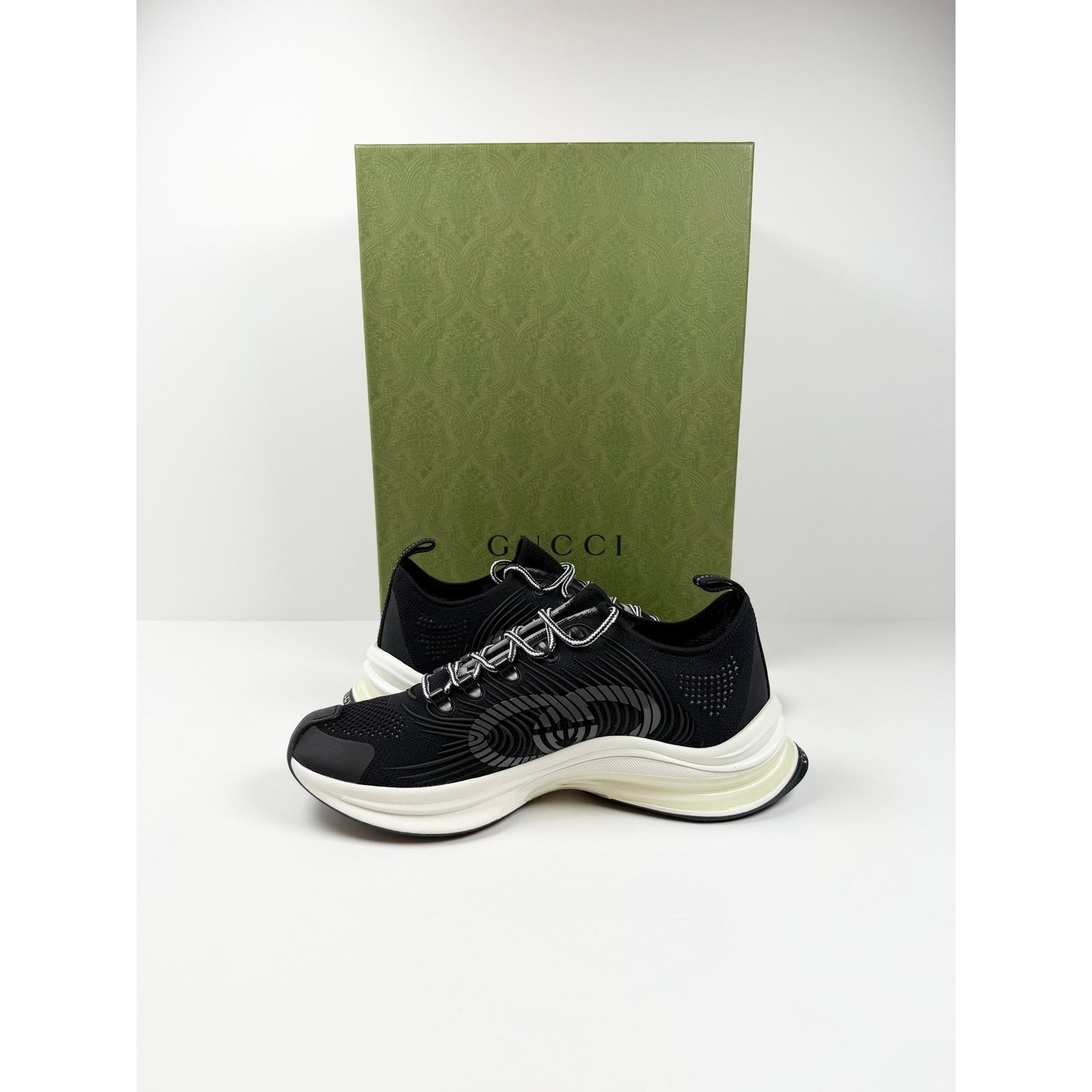 Gucci Size 7.5US - Gucci Run Knit Black Sneakers NEW Size US 7.5 / EU 40-41 - 6 Thumbnail
