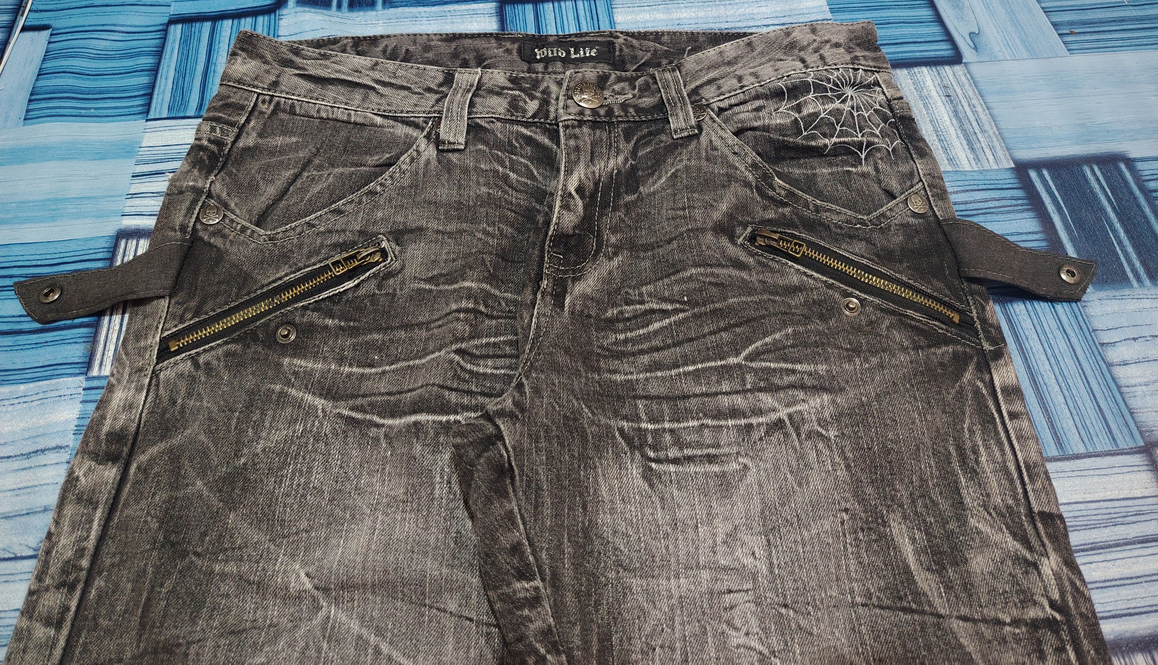 Le Grande Bleu (L.G.B.) Japanese Wild Life Skull Bones Whiskered Flared Jeans Size US 32 / EU 48 - 6 Thumbnail