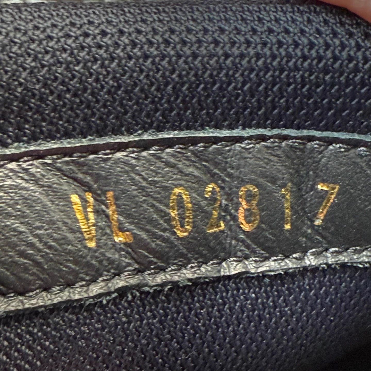 Louis Vuitton LV TRAINER Black Monogram UK7 99 Size US 7 / EU 40 - 6 Thumbnail