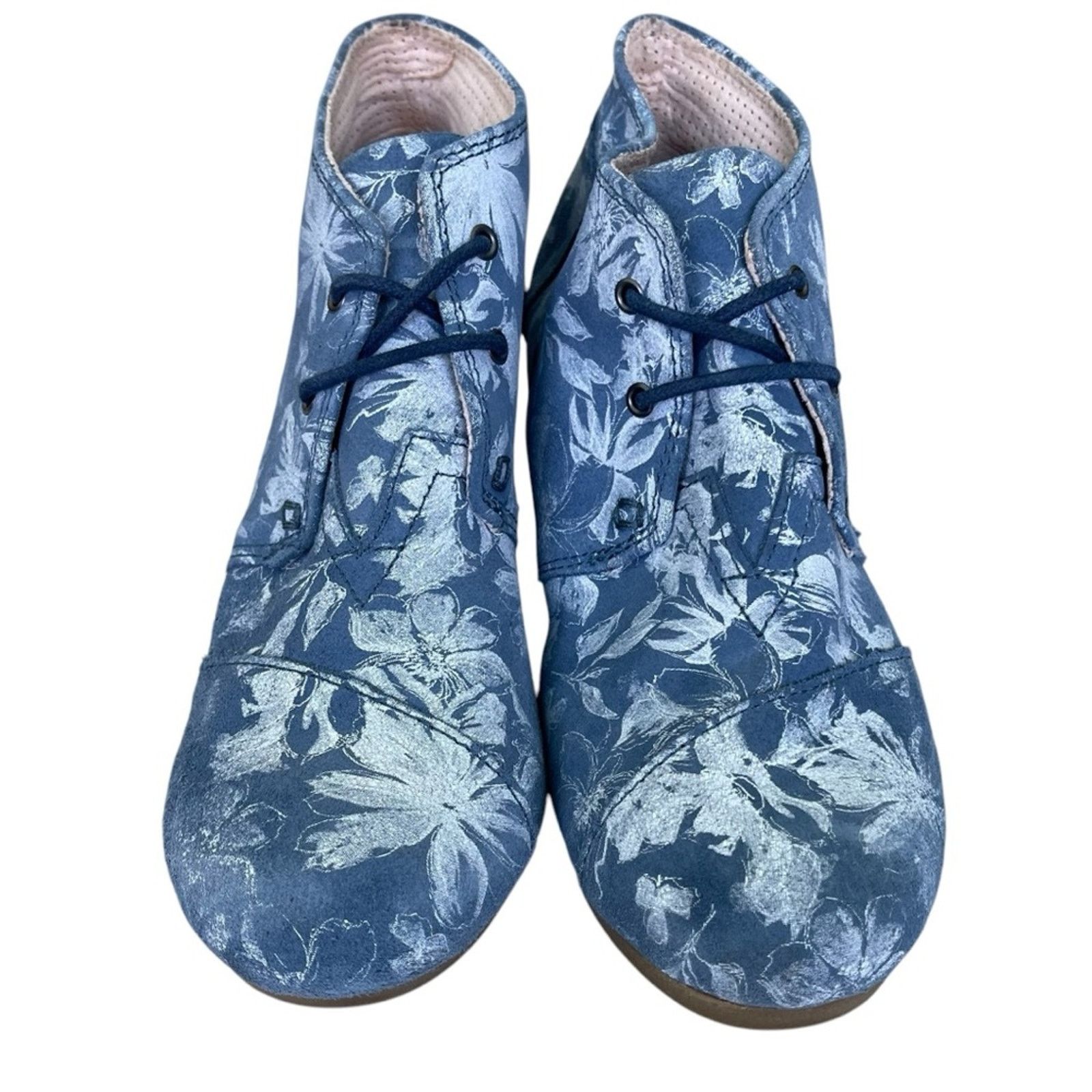 Toms Toms Floral Lace-Up Wedge Heel Ankle Boot Size 7.5 Medium Size US 7.5 / IT 37.5 - 1 Thumbnail
