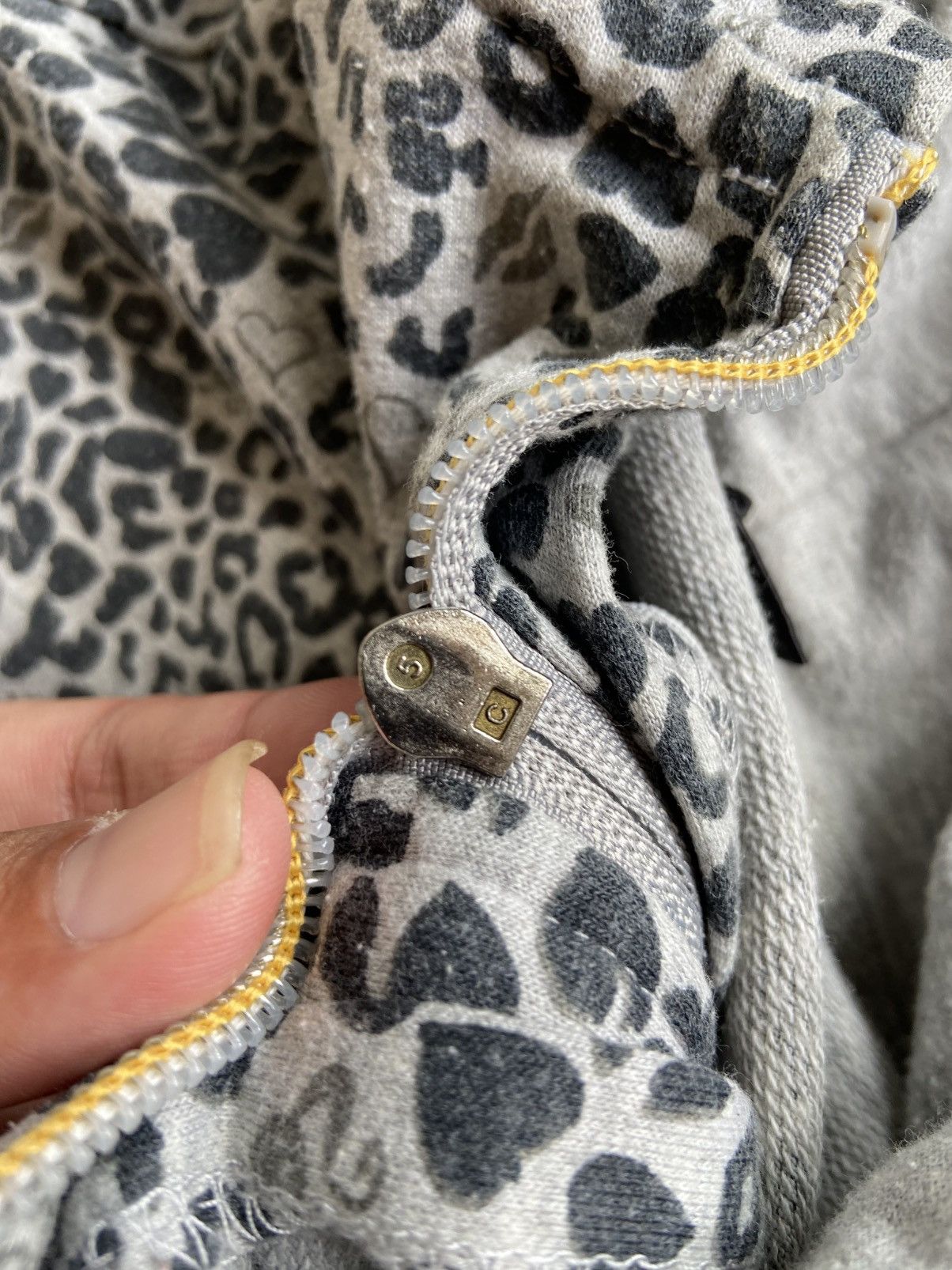 If Six Was Nine × Le Grande Bleu (L.G.B.) Barbie Leopard Pattern Tshirt Hoodie Size M / US 6-8 / IT 42-44 - 5 Thumbnail