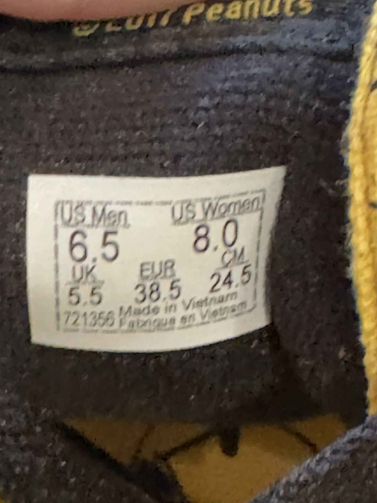 Peanuts × Vans Vans Sk8-Hi ‘Peanuts Charlie Brown’ Size US 6.5 / EU 39-40 - 9 Thumbnail