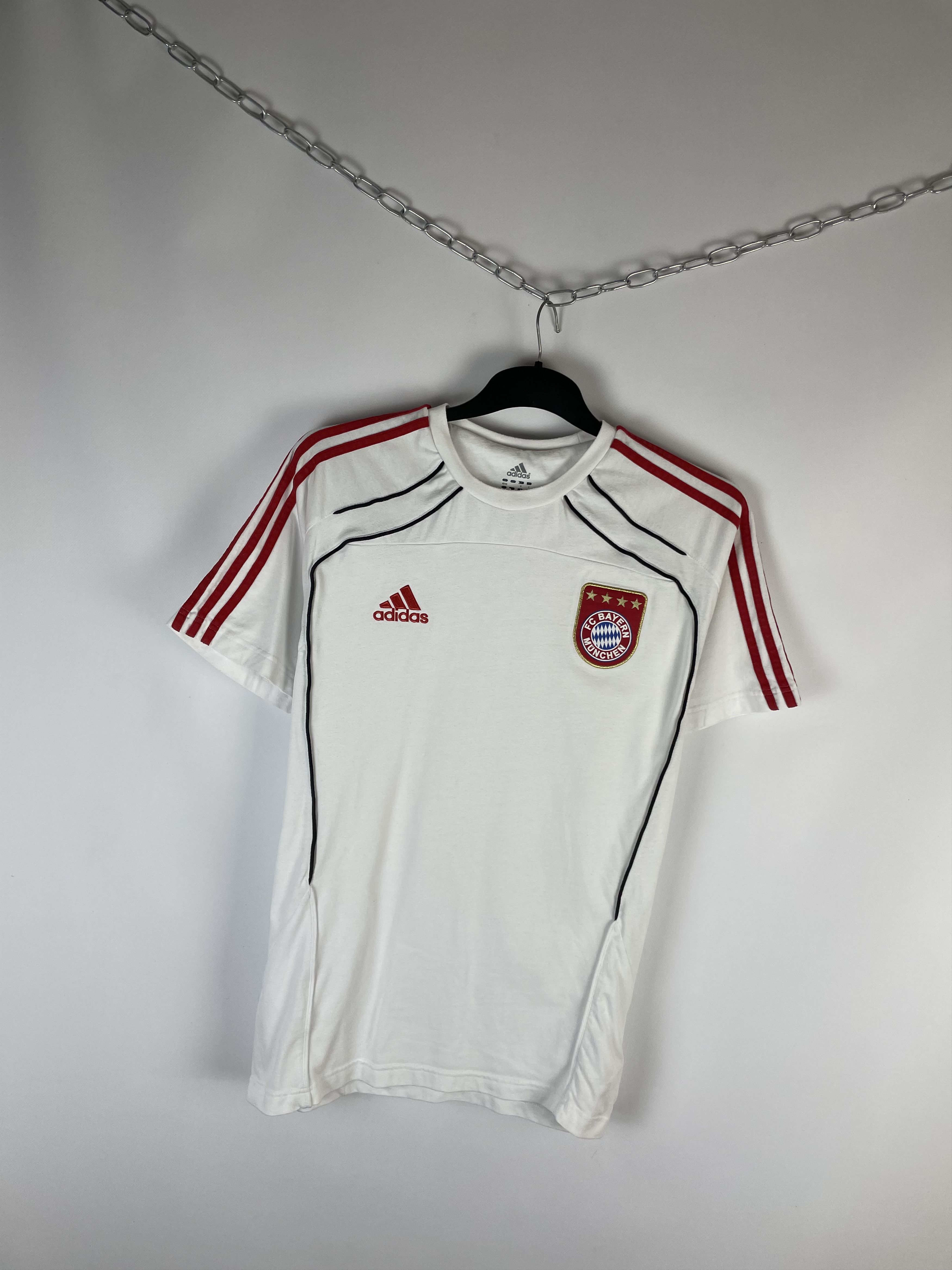 Adidas Adidas FC BAYERN MUNCHEN vintage tee T-shirt Size US L / EU 52-54 / 3 - 2 Thumbnail