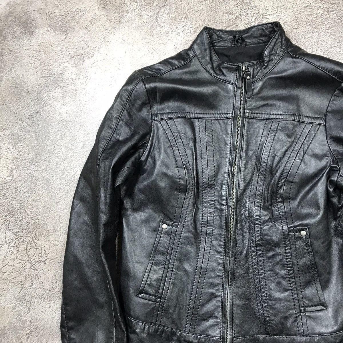 Vintage Vintage 90s Faded Black Leather Jacket Streetwear Cropped M Size M / US 6-8 / IT 42-44 - 3 Thumbnail