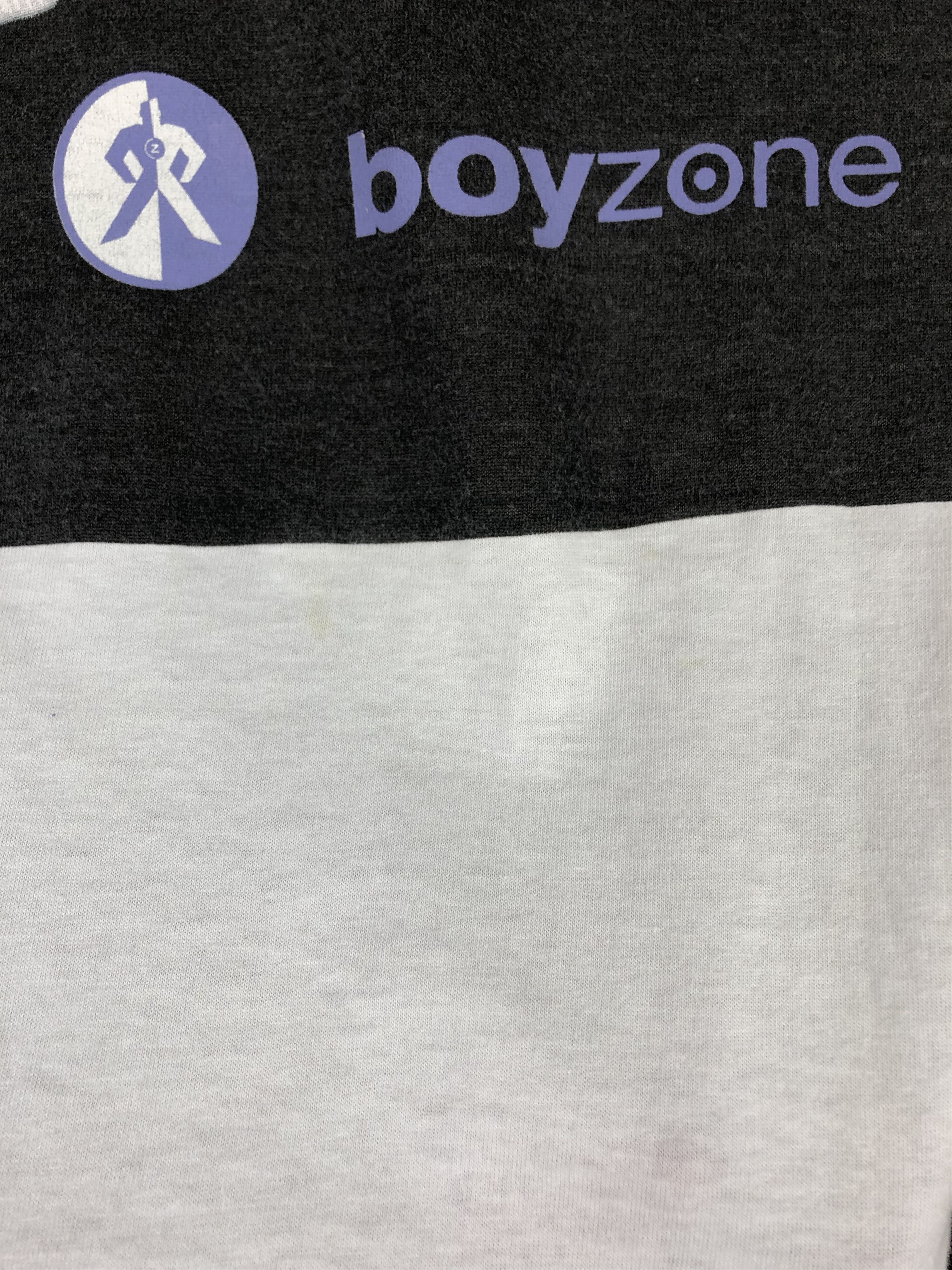Band Tees Vintage 90's Boyzone Over Print White Band Shirt Rare Tee Size US S / EU 44-46 / 1 - 7 Thumbnail