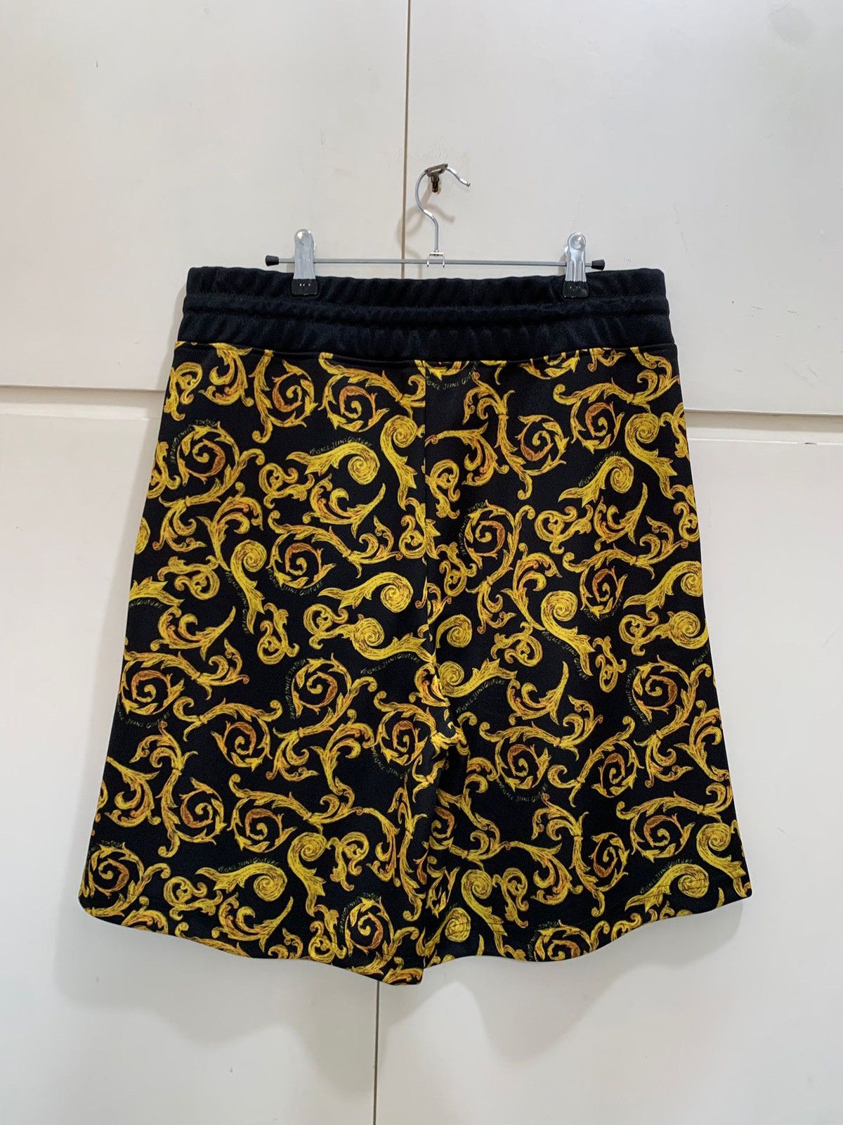 Versace Jeans Couture Tricetate Shorts Versace Jeans Culture Sketch Print L, black Size US 32 / EU 48 - 11 Thumbnail