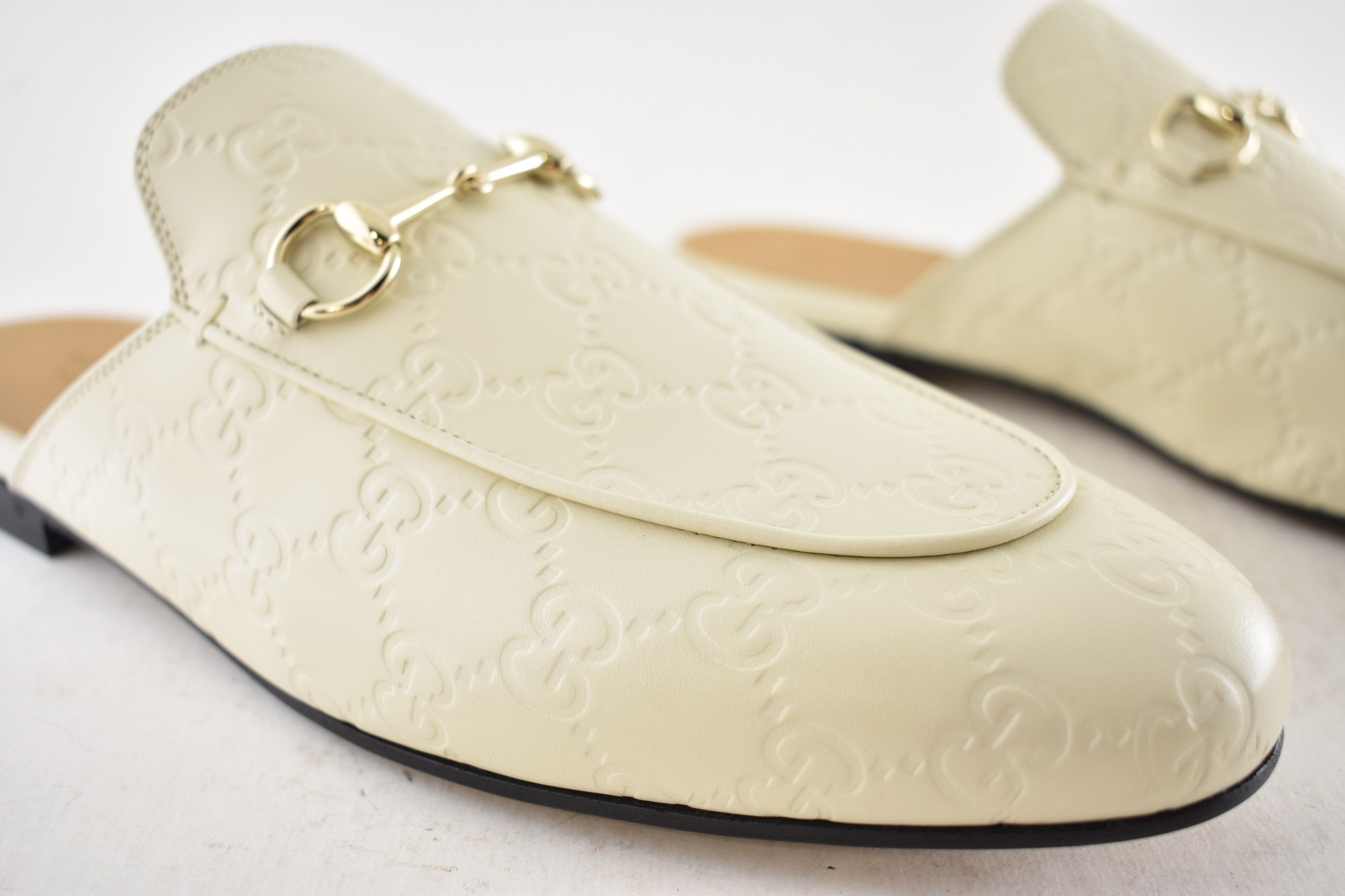 Gucci Gucci Princetown Ivory GG Logo Slide Loafer Mule Flat 36.5 Size US 6.5 / IT 36.5 - 8 Thumbnail