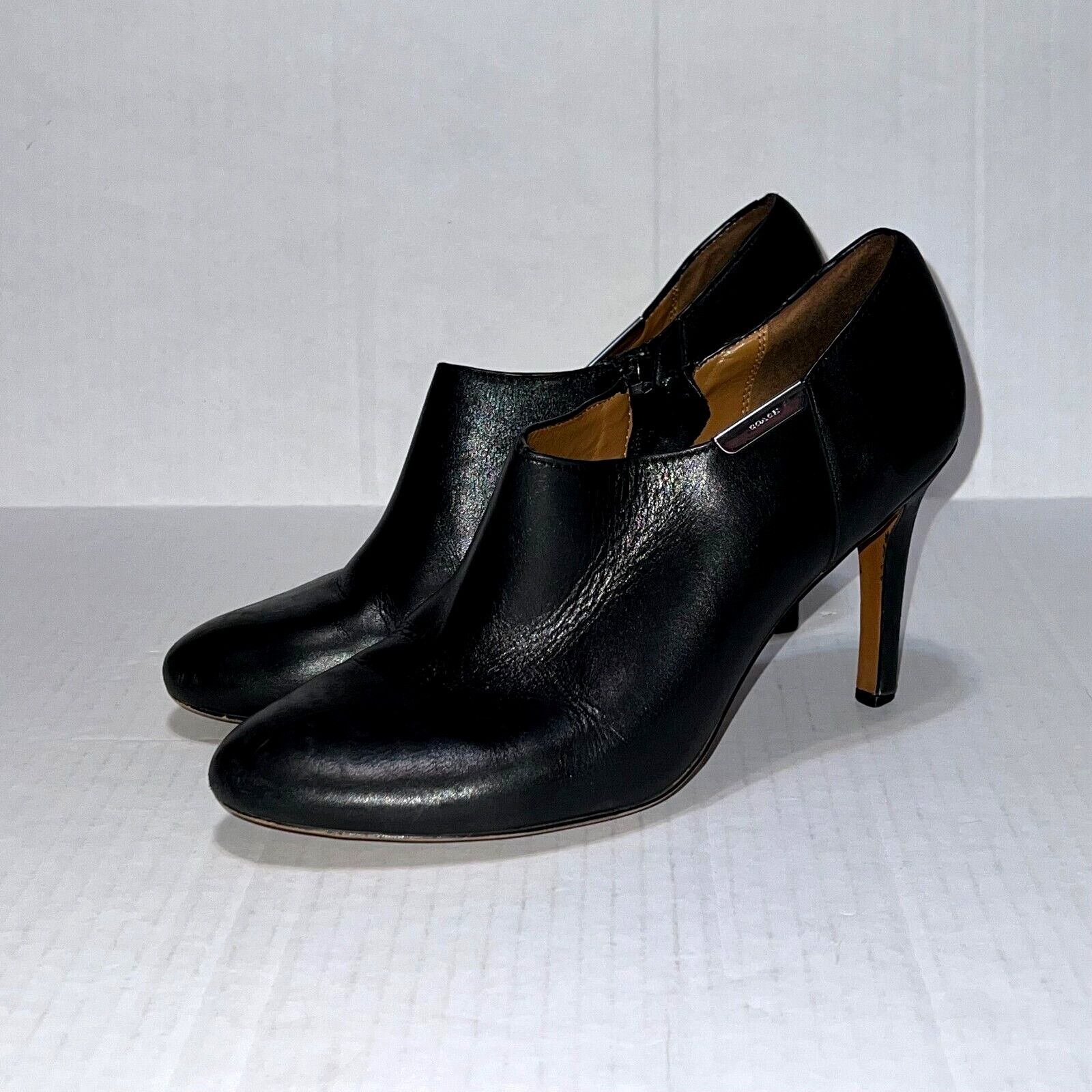 Coach Coach Seneca Q5501 Black Leather Zip Ankle Booties Size 10 B Size US 10 / IT 40 - 1 Thumbnail