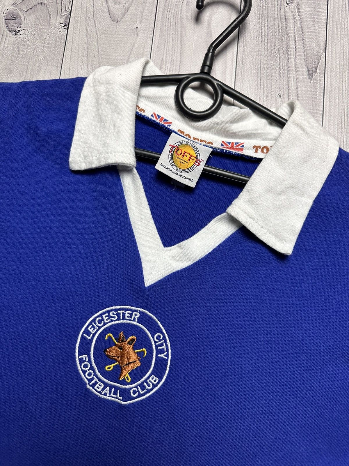 Vintage Vintage Leicester soccer jersey retro rare size M logo Size US M / EU 48-50 / 2 - 3 Thumbnail
